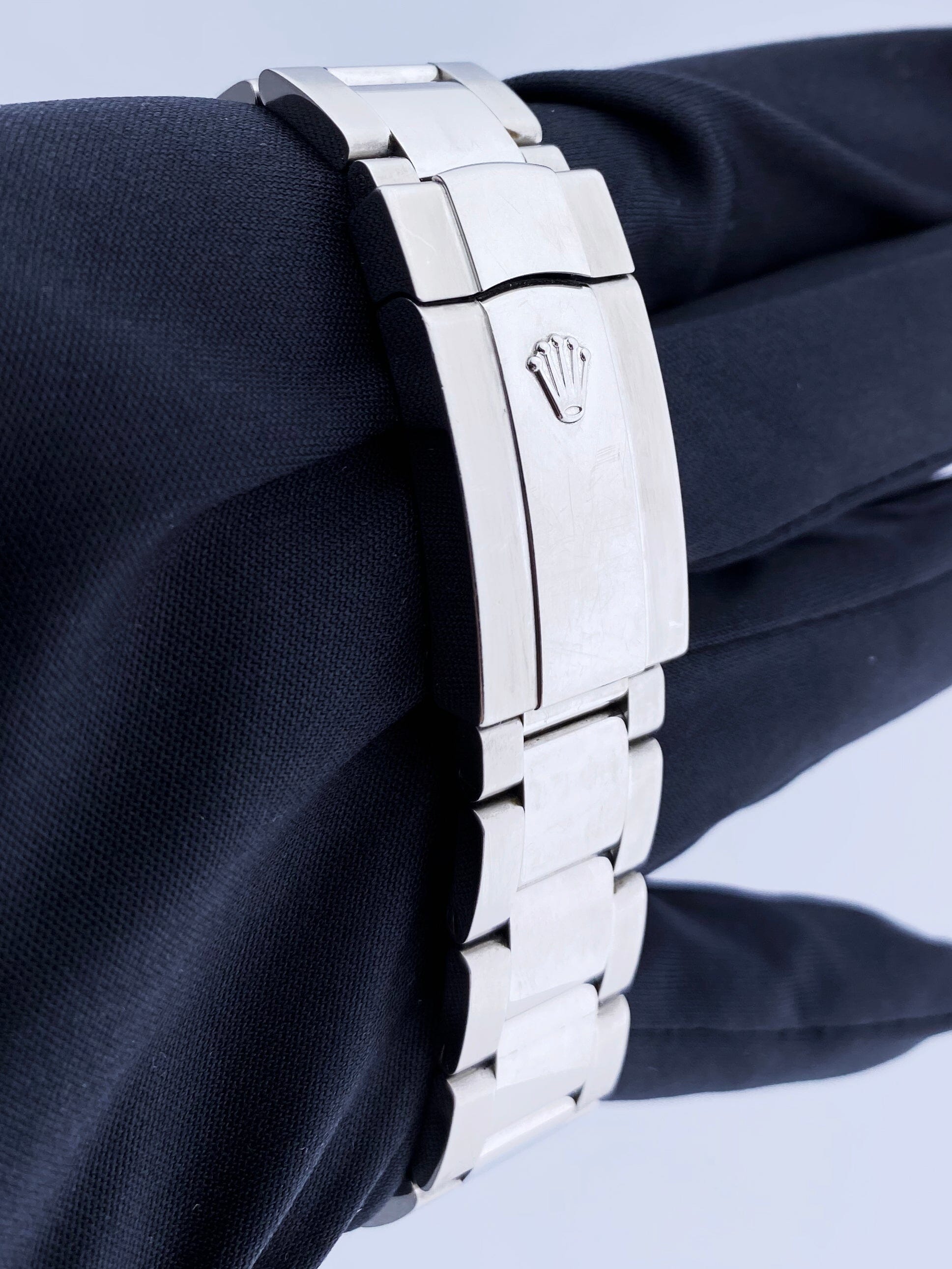 Rolex Milgauss 116400 GV Thumbnail 5