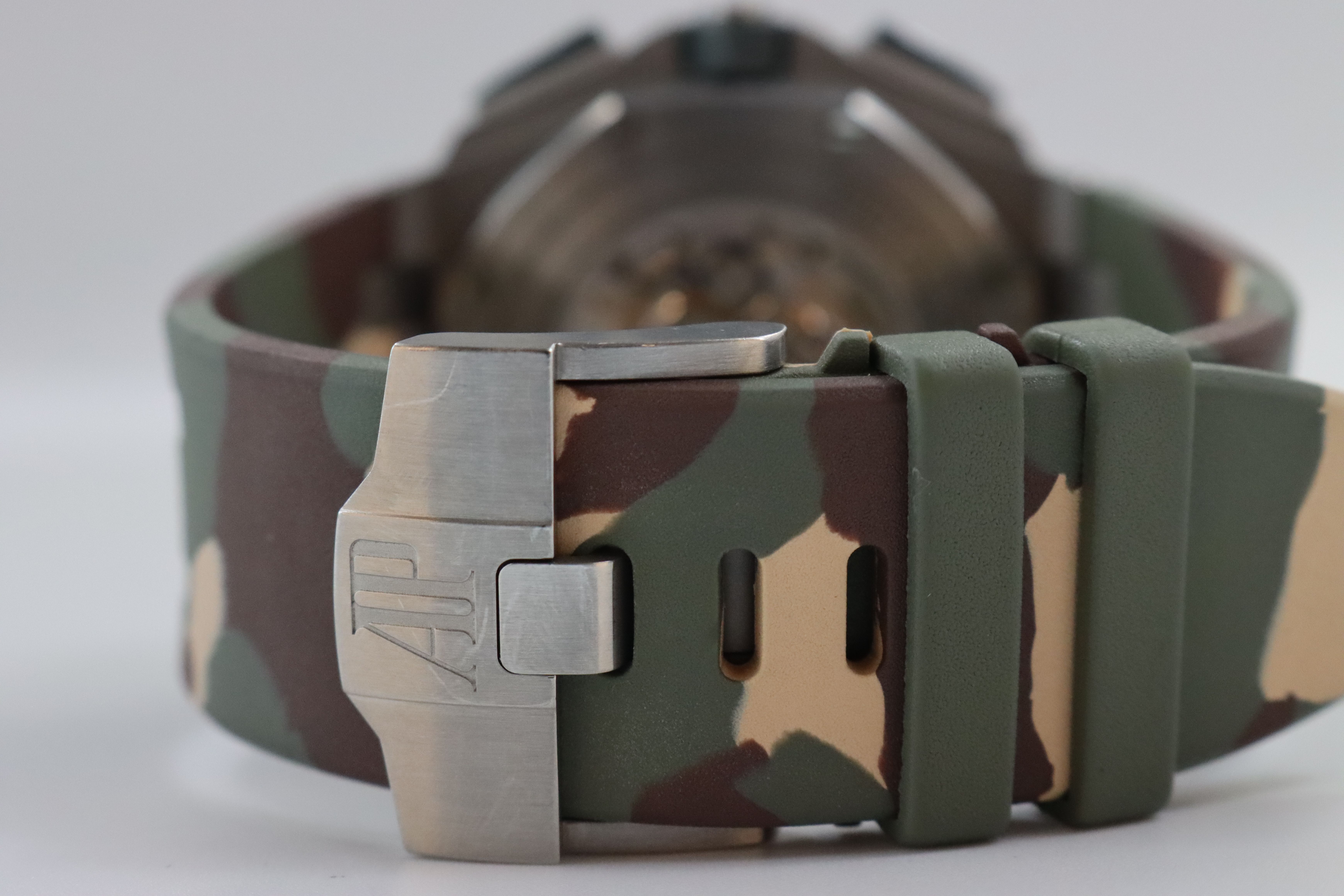 Audemars Piguet Royal Oak Offshore 26400SO.OO.A054CA.01 Thumbnail 3