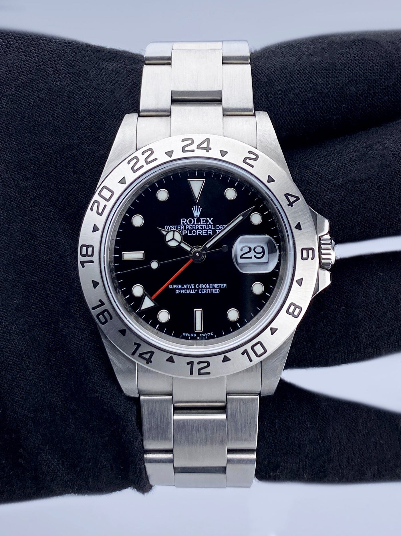 Rolex Explorer II 16570 Thumbnail 2