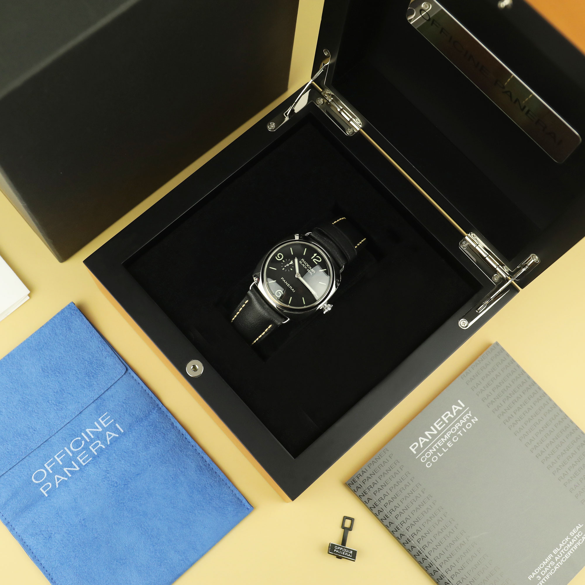 Panerai Radiomir Automatic PAM00388 Thumbnail 5