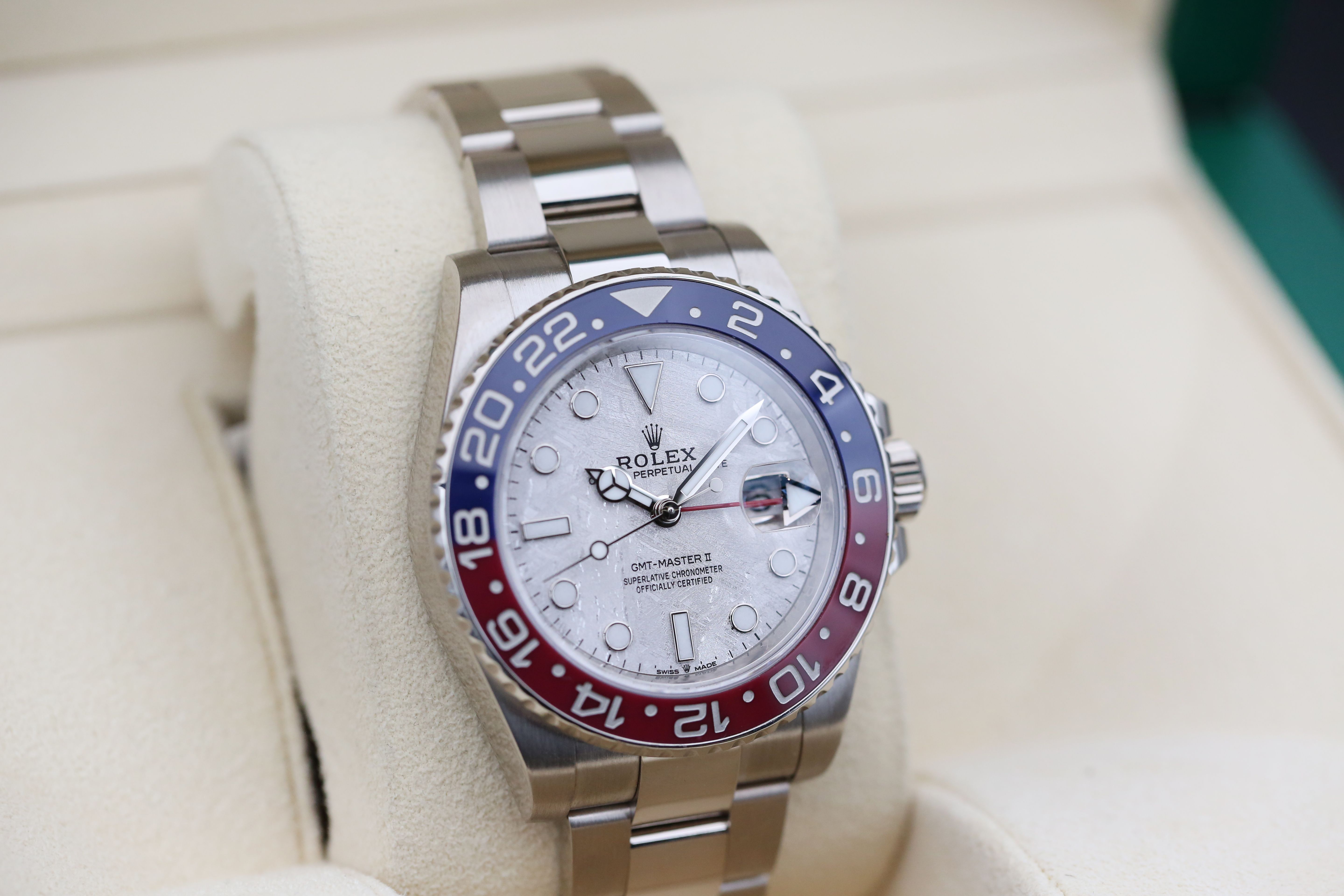 Rolex GMT Master II 126719 BLRO Thumbnail 2