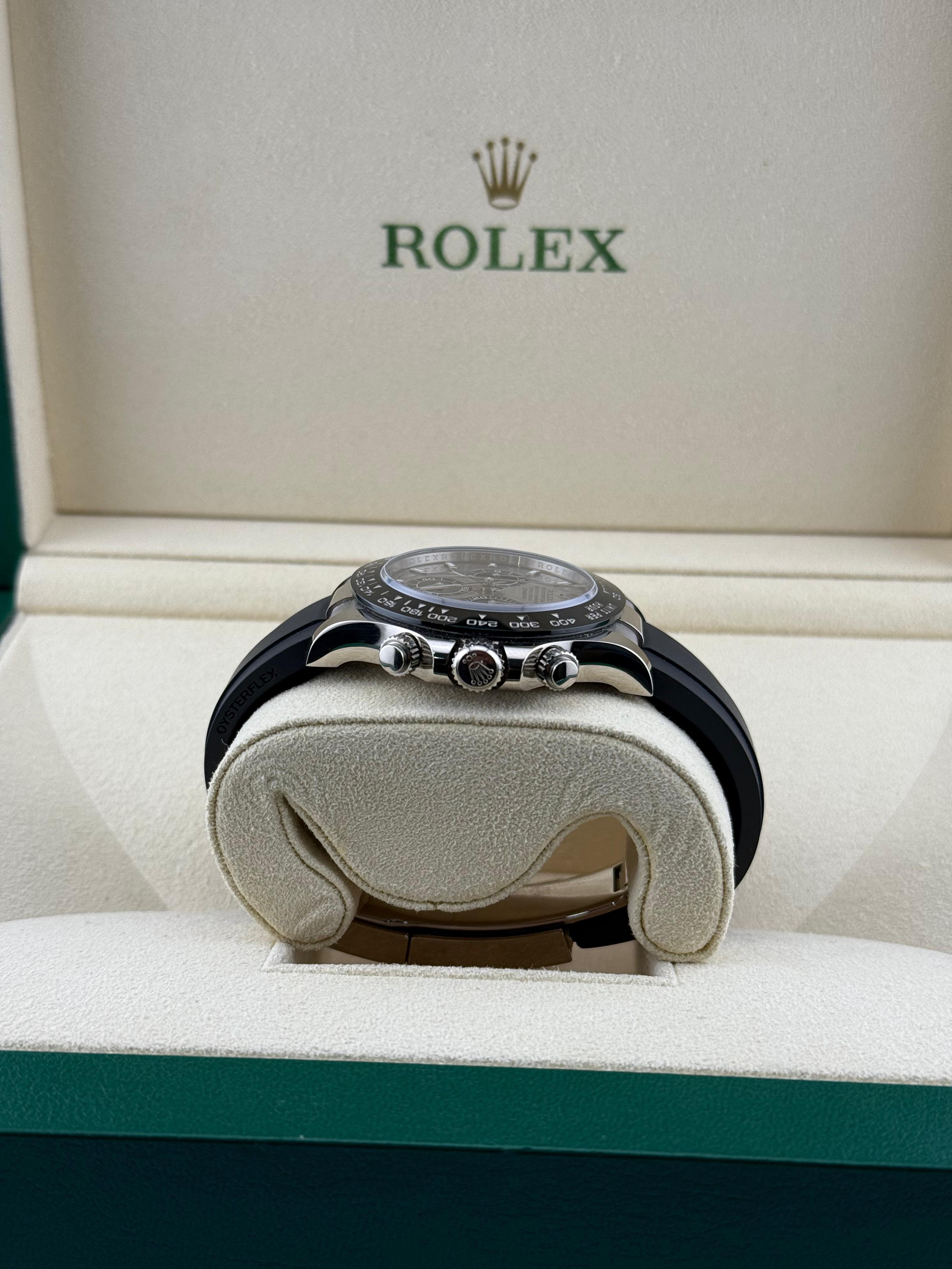 Rolex Daytona 116519 LN Thumbnail 3