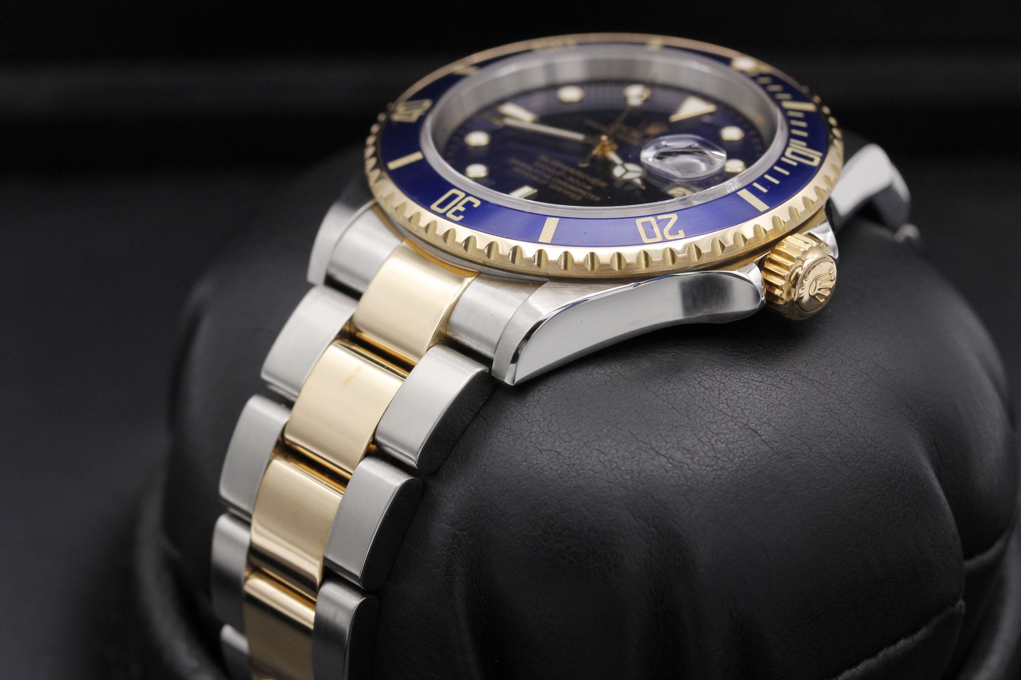 Rolex Submariner 16613 Thumbnail 2