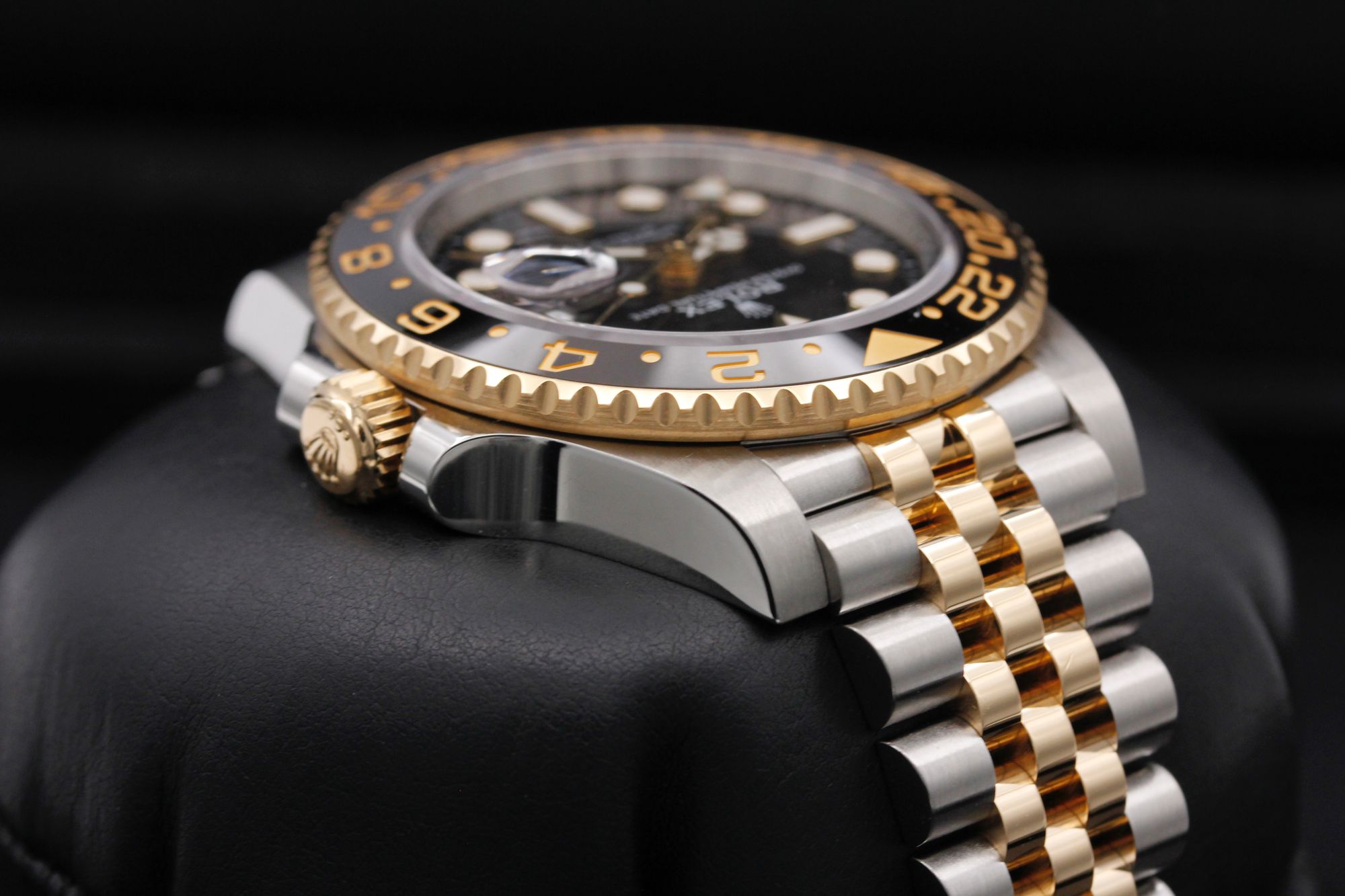 Rolex GMT Master II 126713 GRNR Thumbnail 4