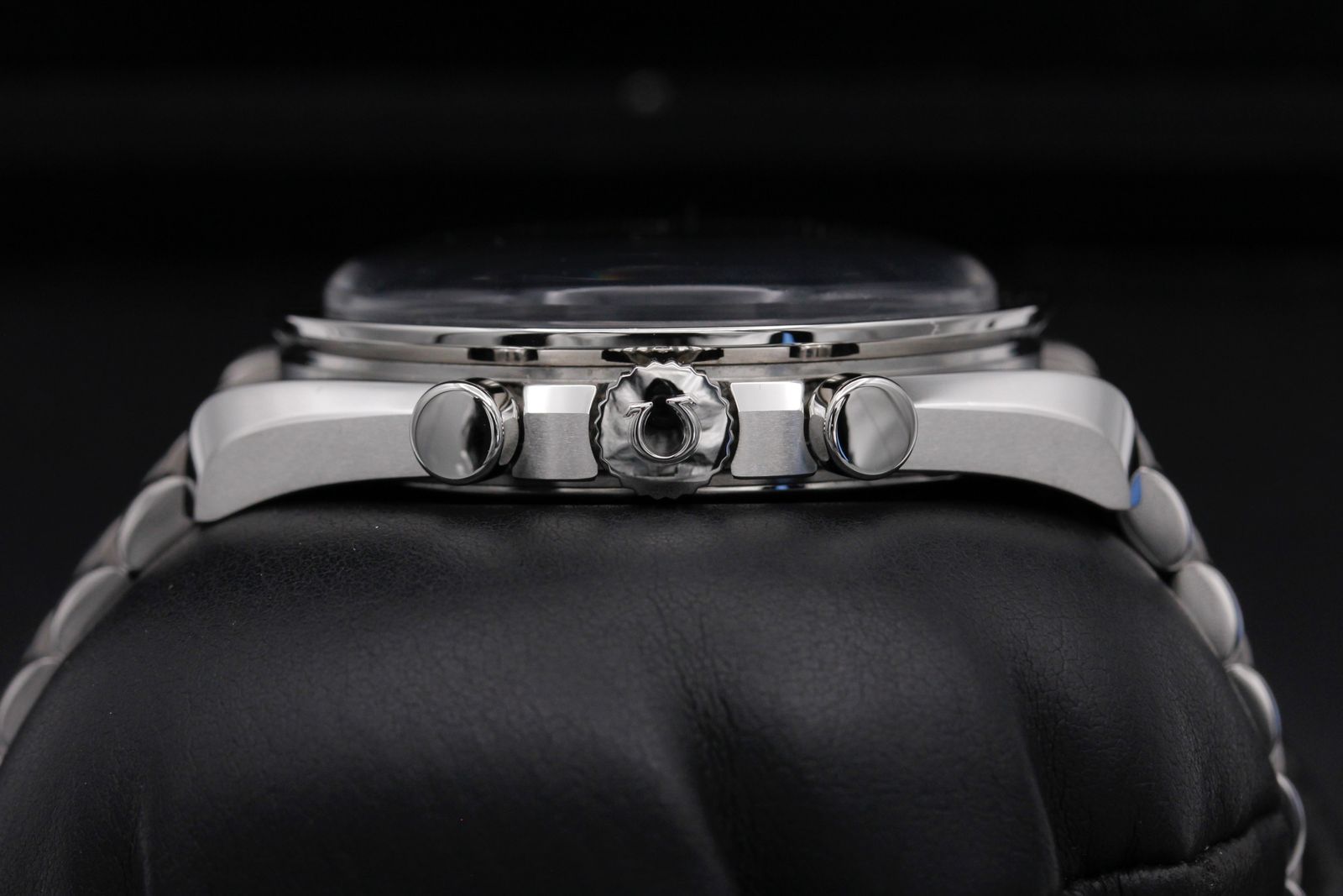 Omega Speedmaster Moonwatch Professional 310.30.42.50.01.001 Thumbnail 3