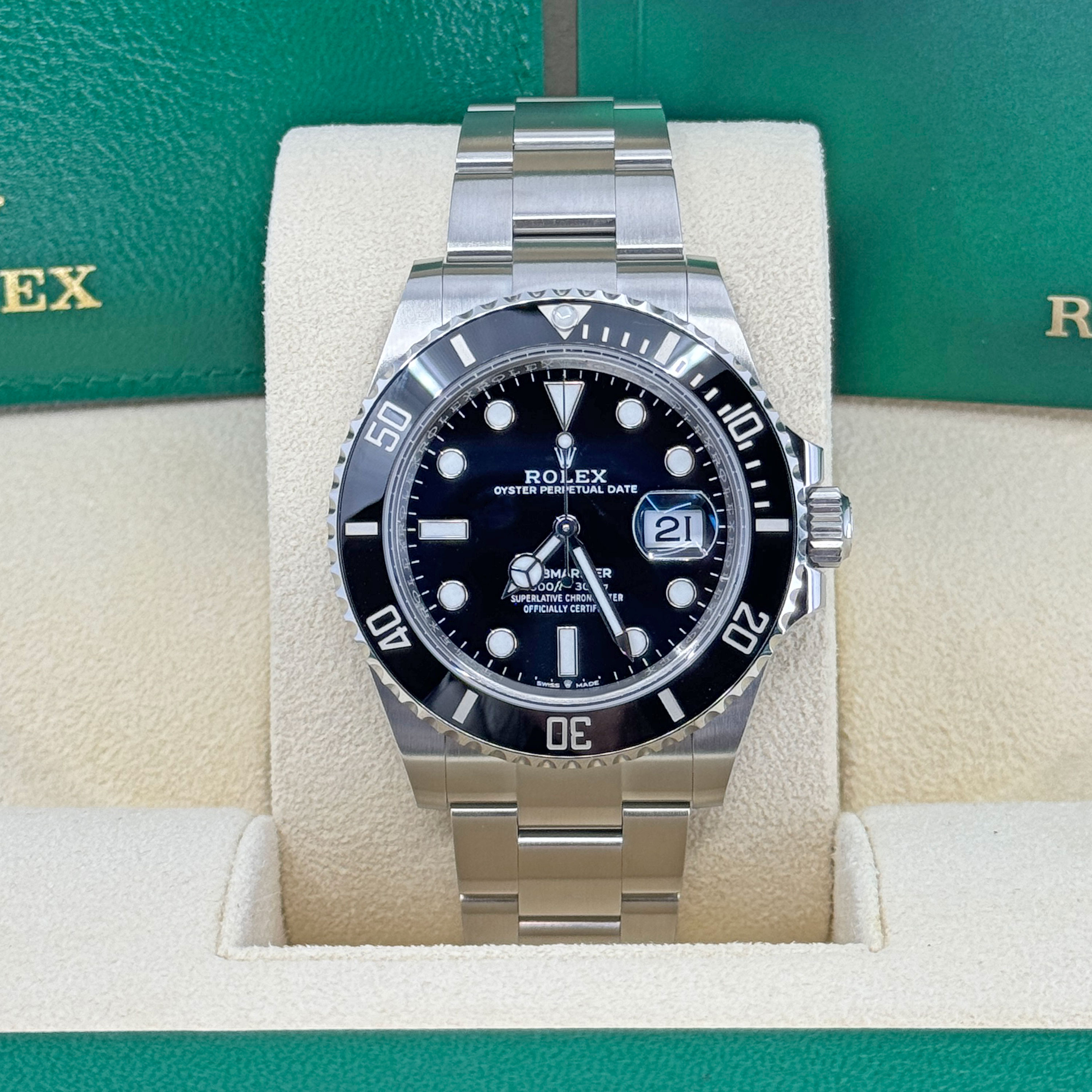 Rolex Submariner 126610 LN Thumbnail 2