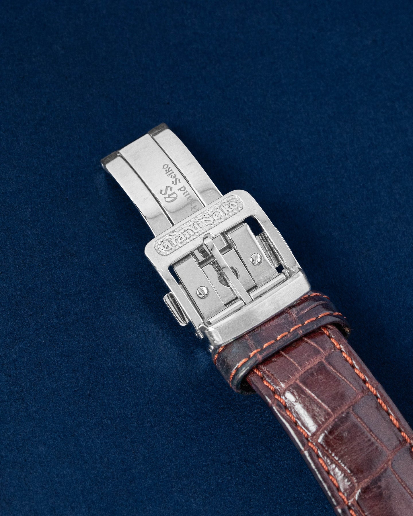 Grand Seiko Grand Seiko GMT SBGM021 Thumbnail 3