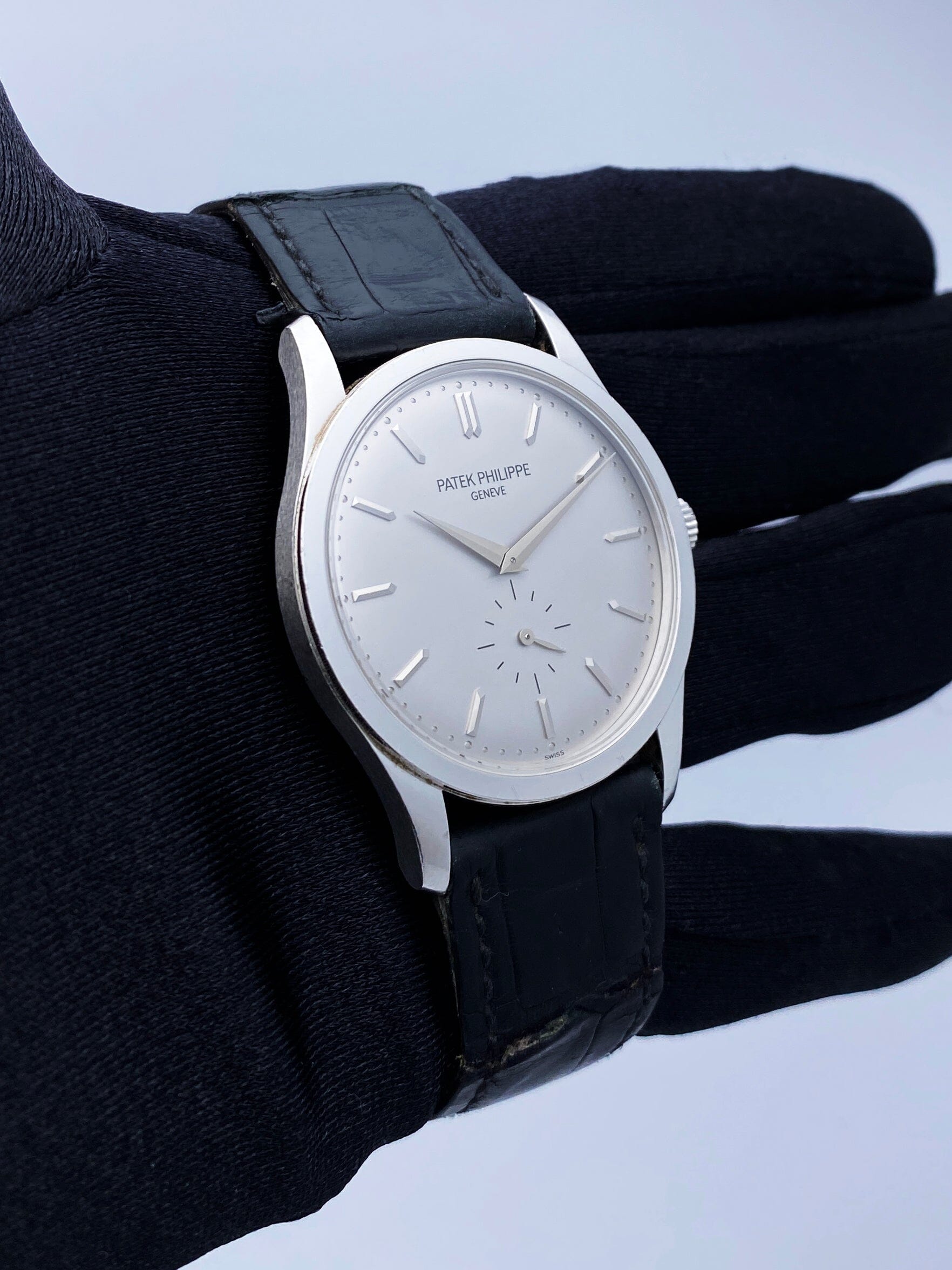 Patek Philippe Calatrava 5196G-001 Thumbnail 3