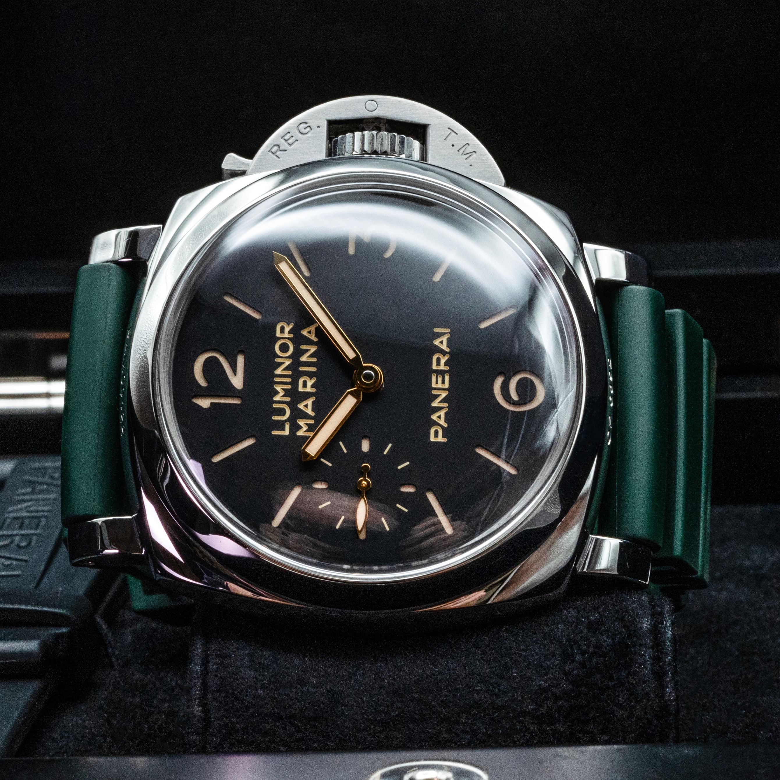 Panerai Luminor Marina PAM00422 Thumbnail 2