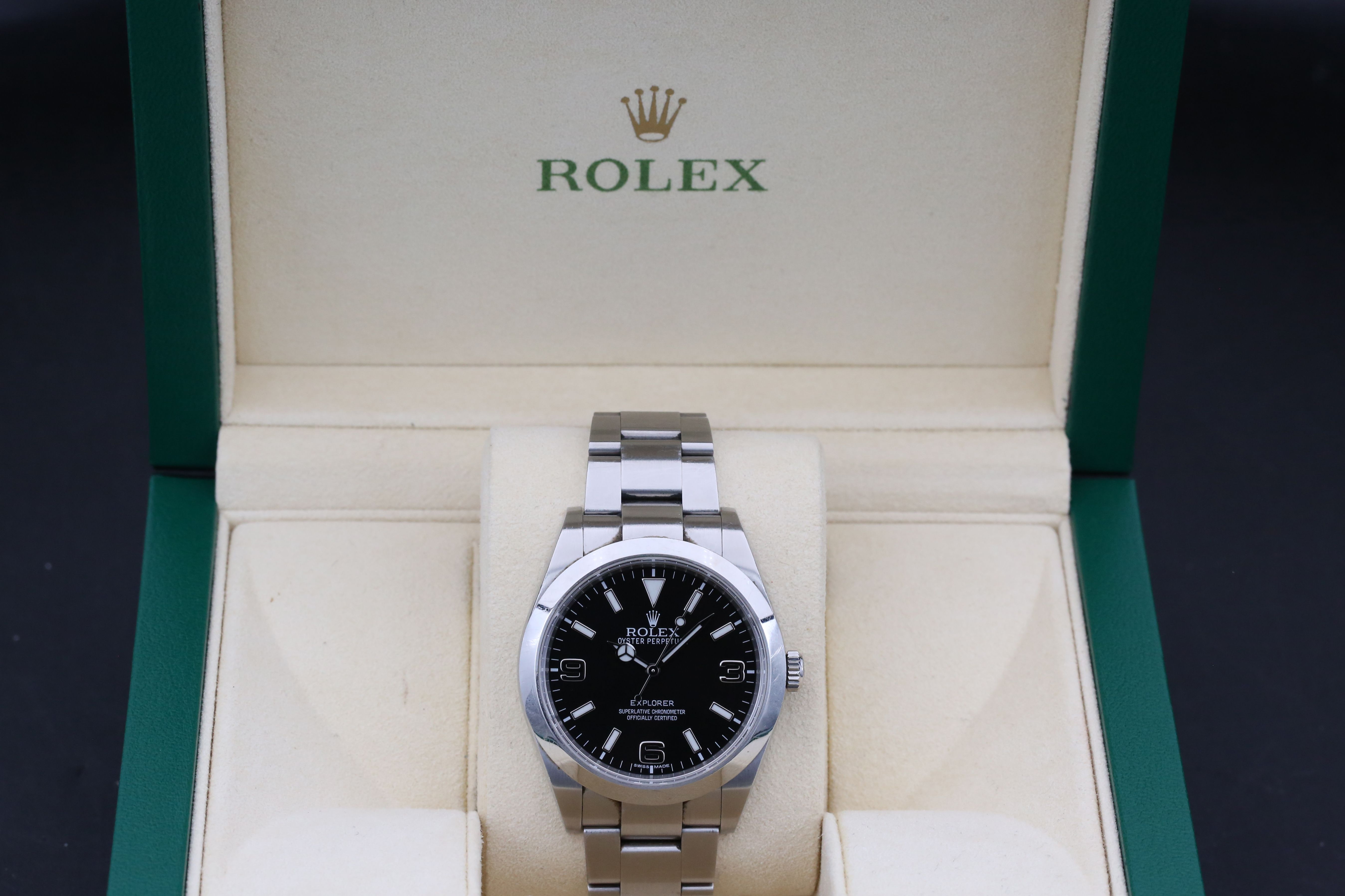 Rolex Explorer 214270 Thumbnail 4