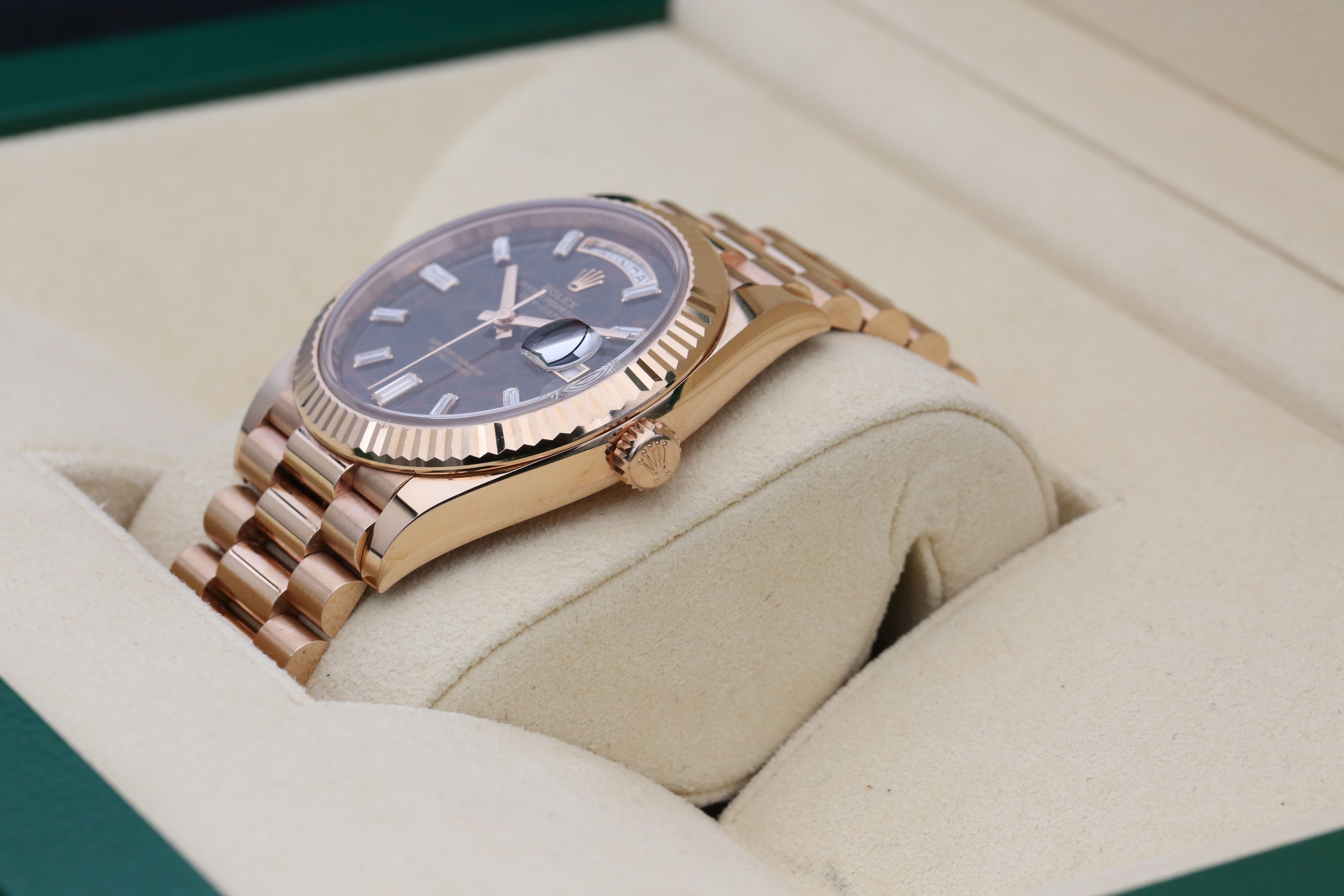 Rolex Day-Date 40 228235 Thumbnail 6