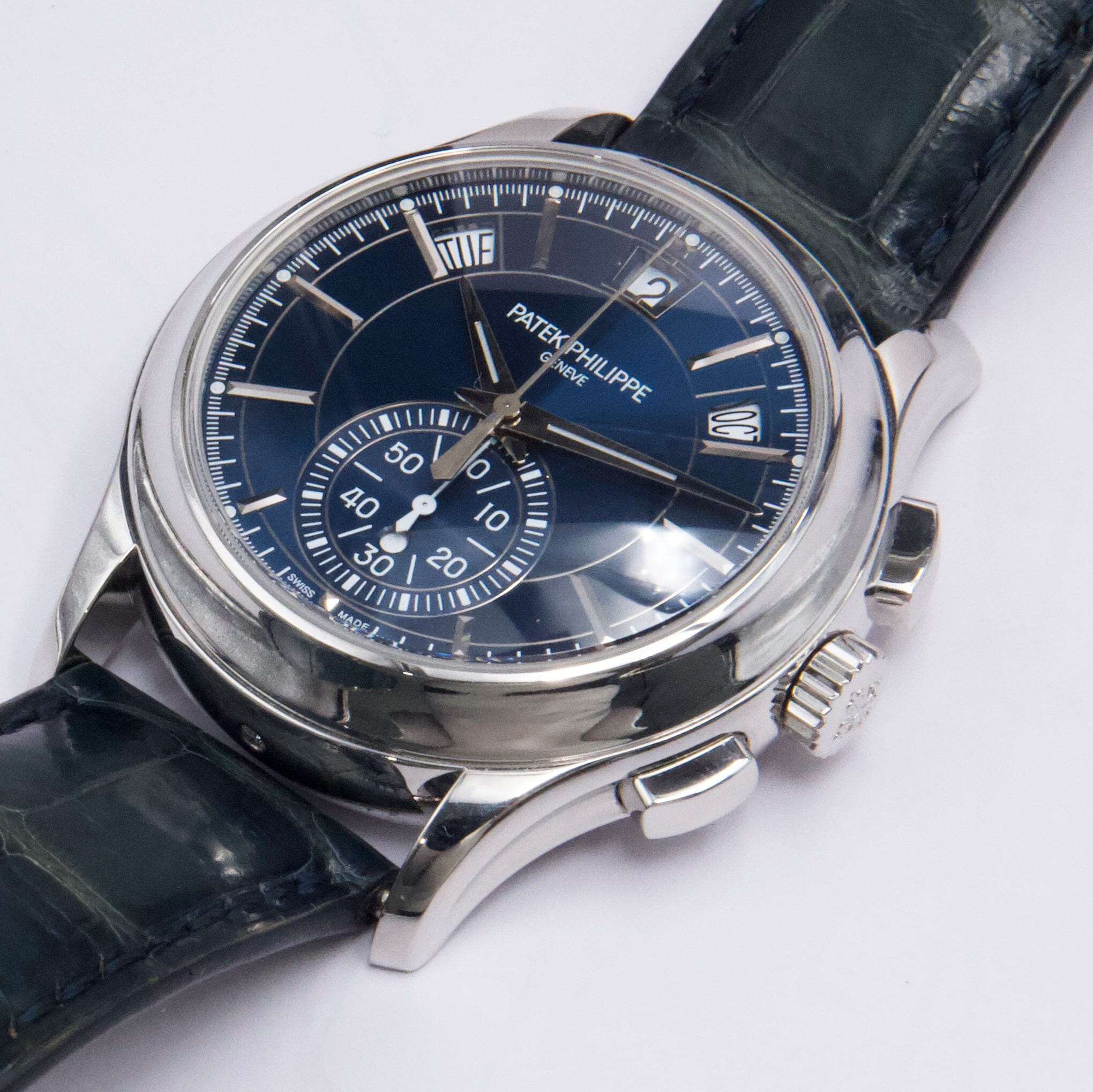 Patek Philippe Complications 5905P-001 Thumbnail 3