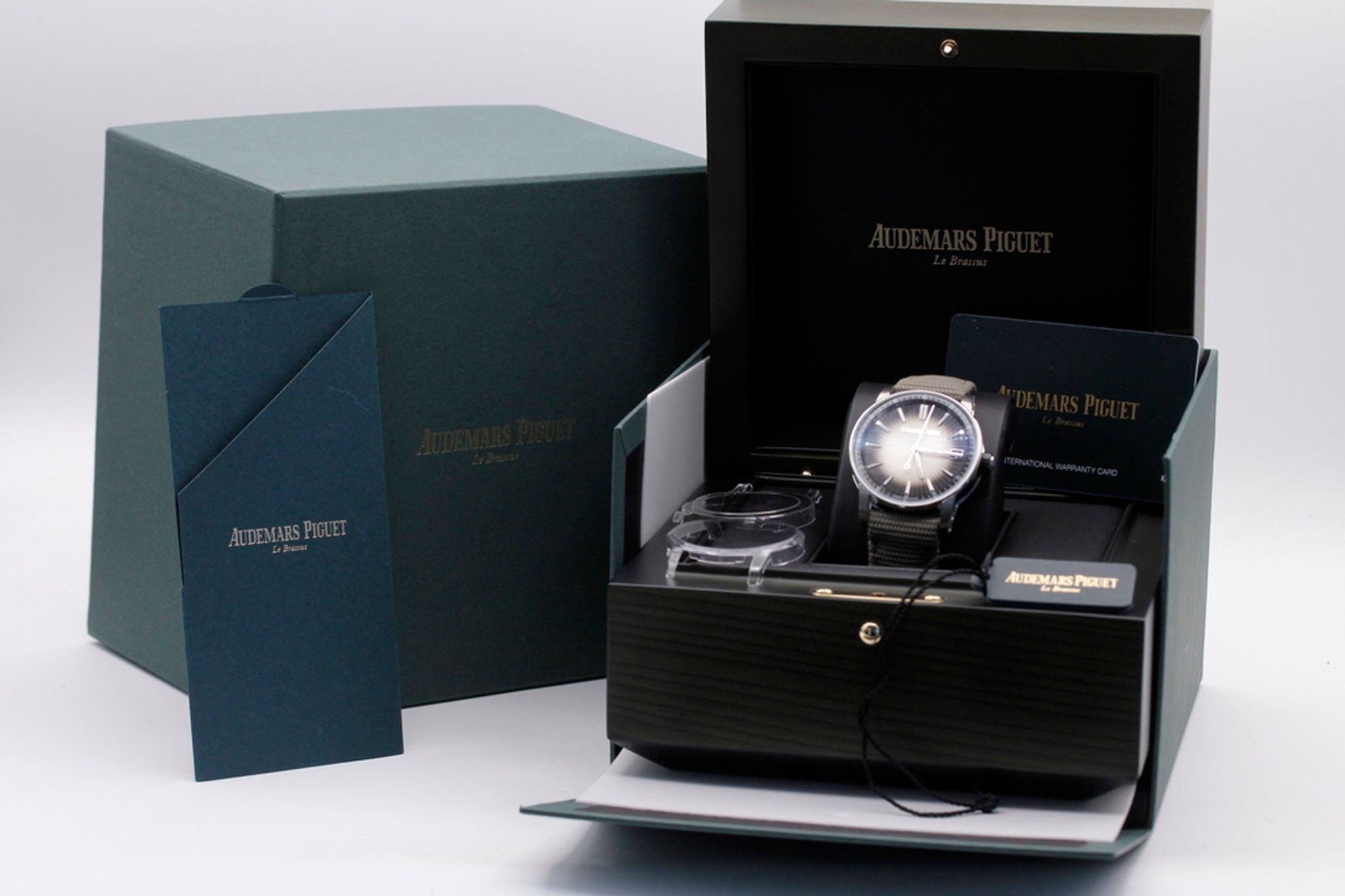 Audemars Piguet CODE 11.59 15210QT.OO.A064KB.01 Thumbnail 5