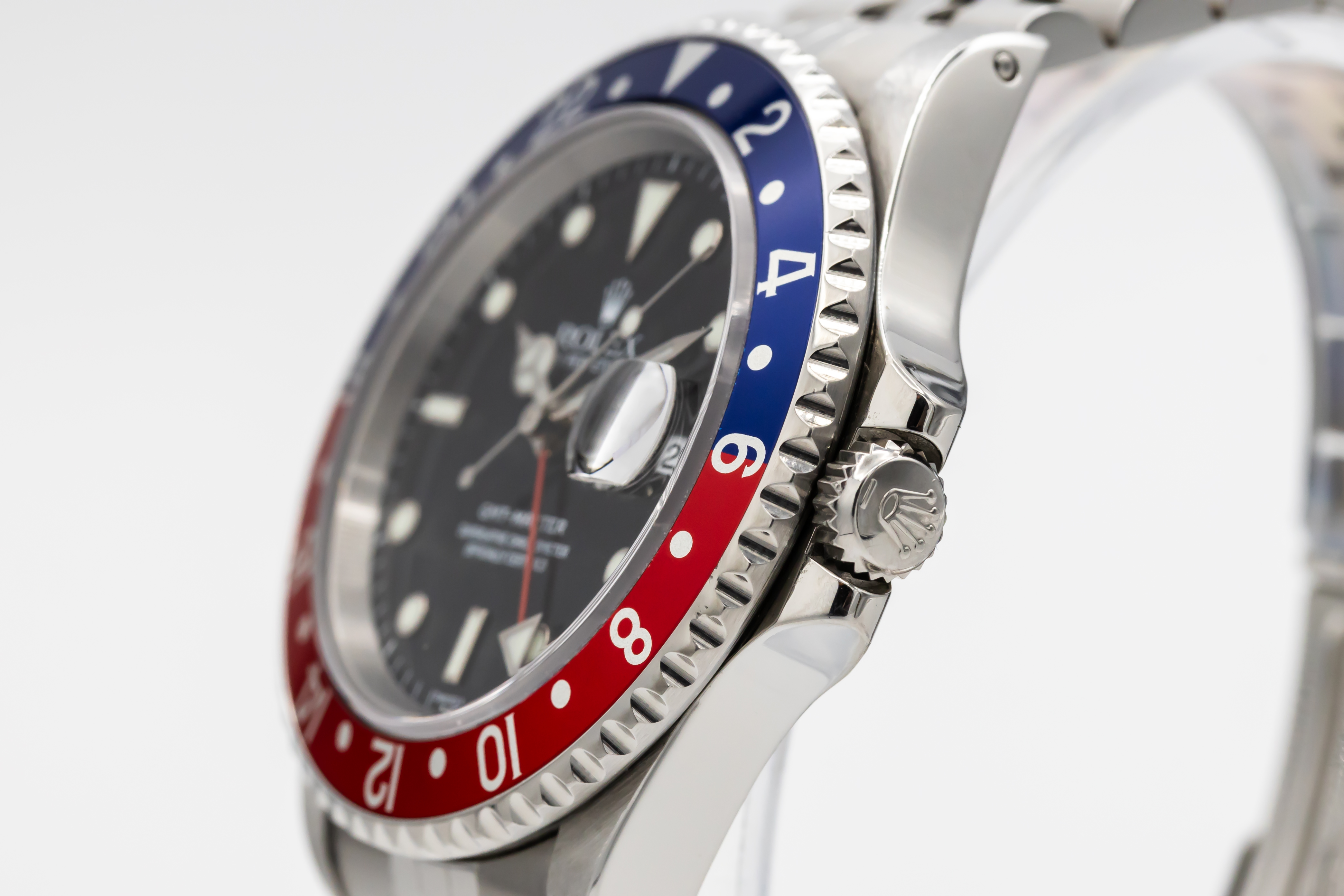 Rolex GMT Master 16700 Thumbnail 2