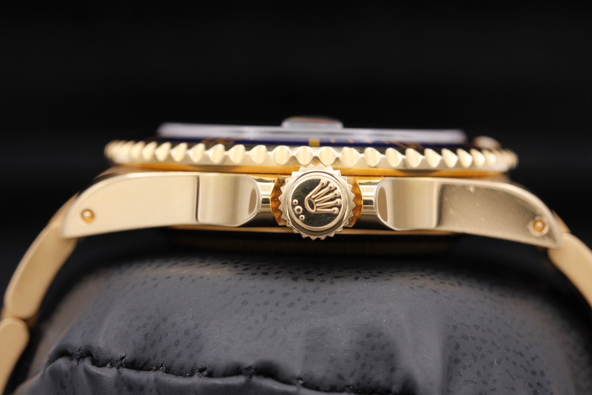 Rolex Submariner 16618 Thumbnail 3