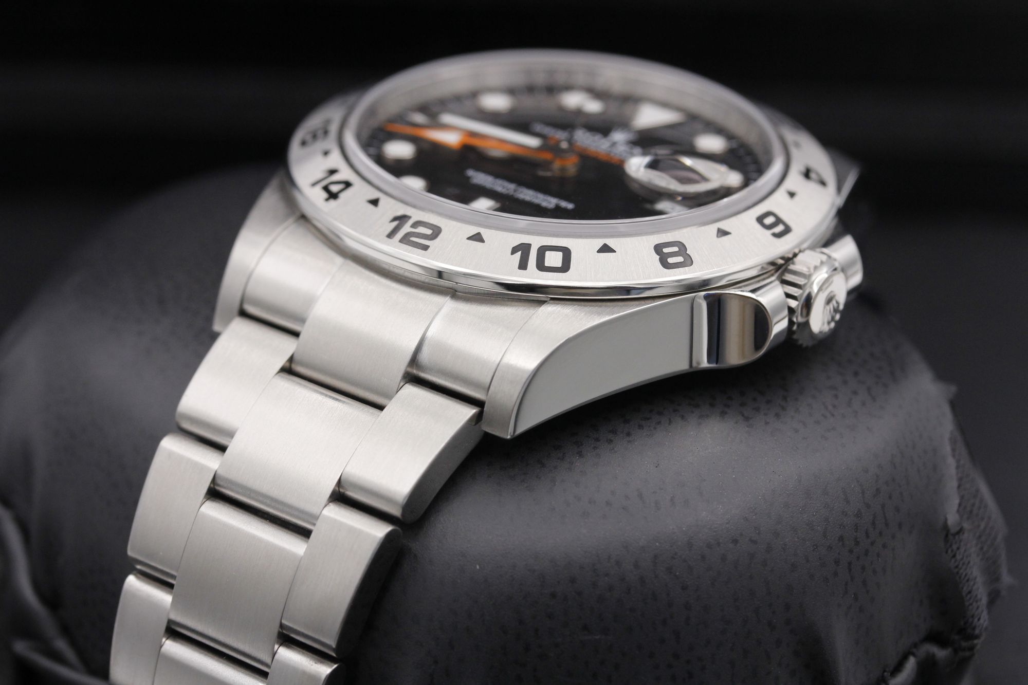 Rolex Explorer II 226570 Thumbnail 2