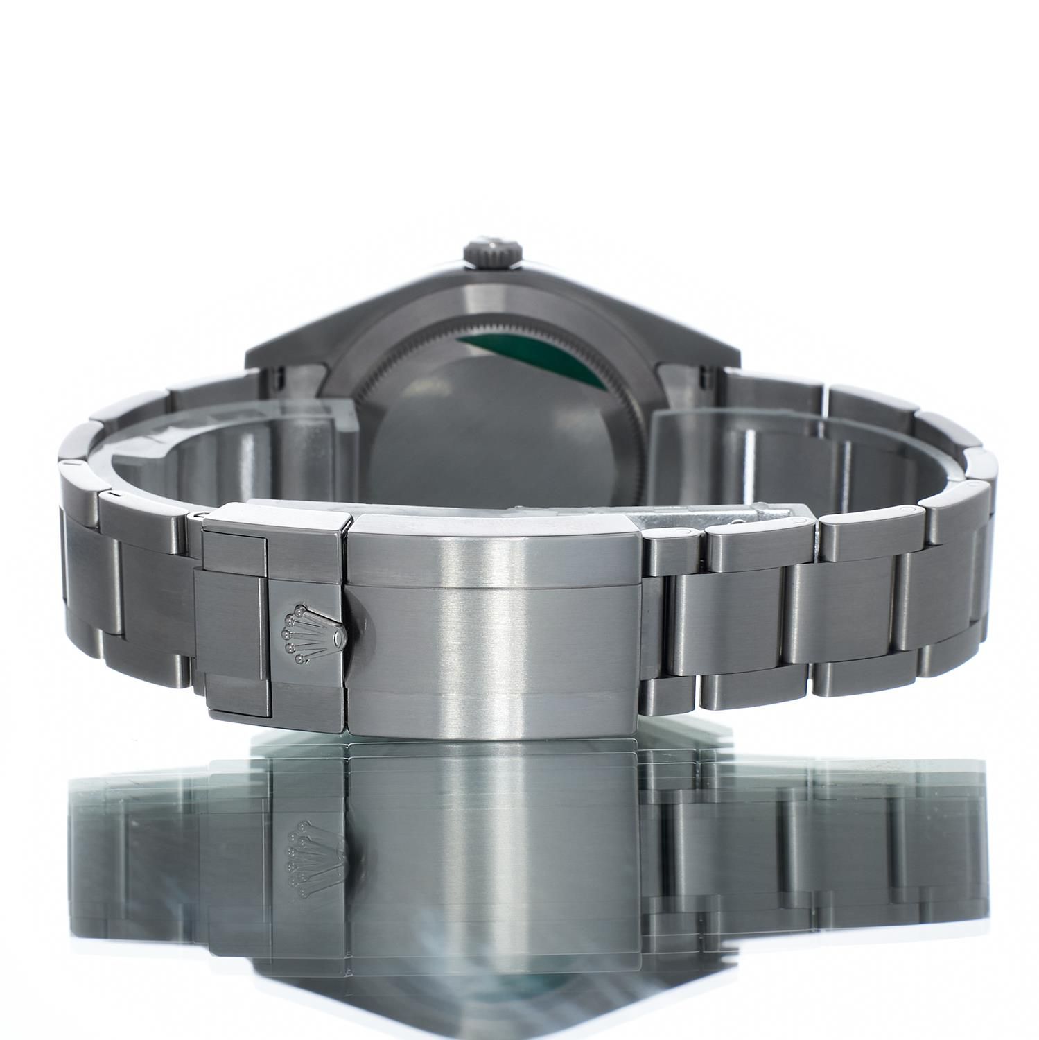 Rolex Explorer 214270 Thumbnail 3
