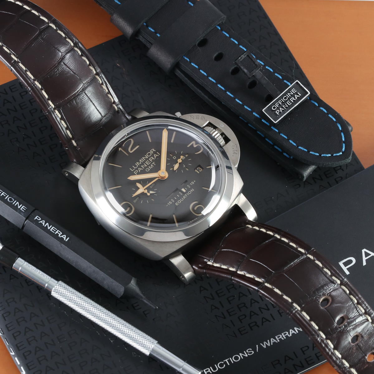 Panerai Luminor GMT PAM00656 Thumbnail 6