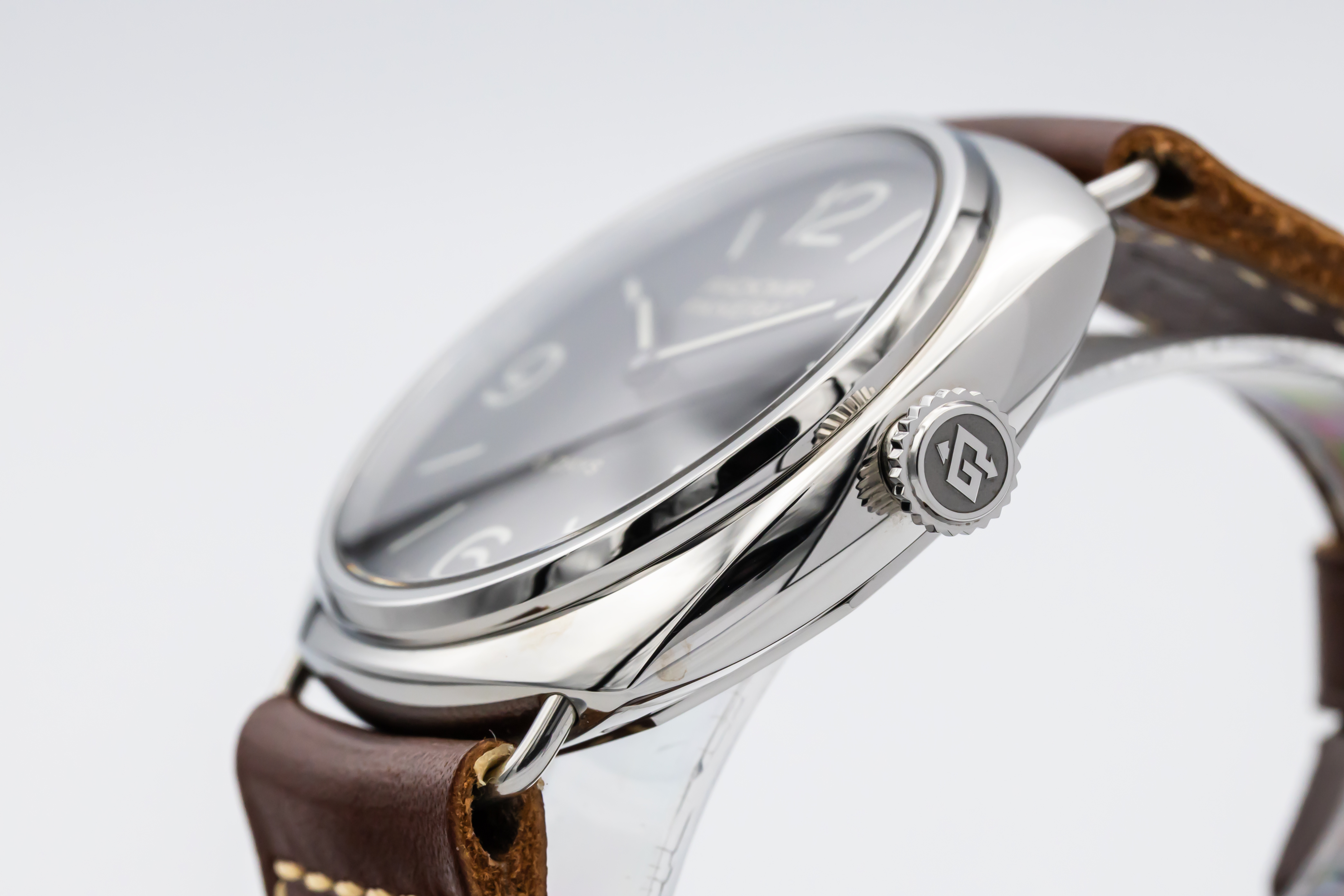 Panerai Radiomir 8 days PAM00610 Thumbnail 2