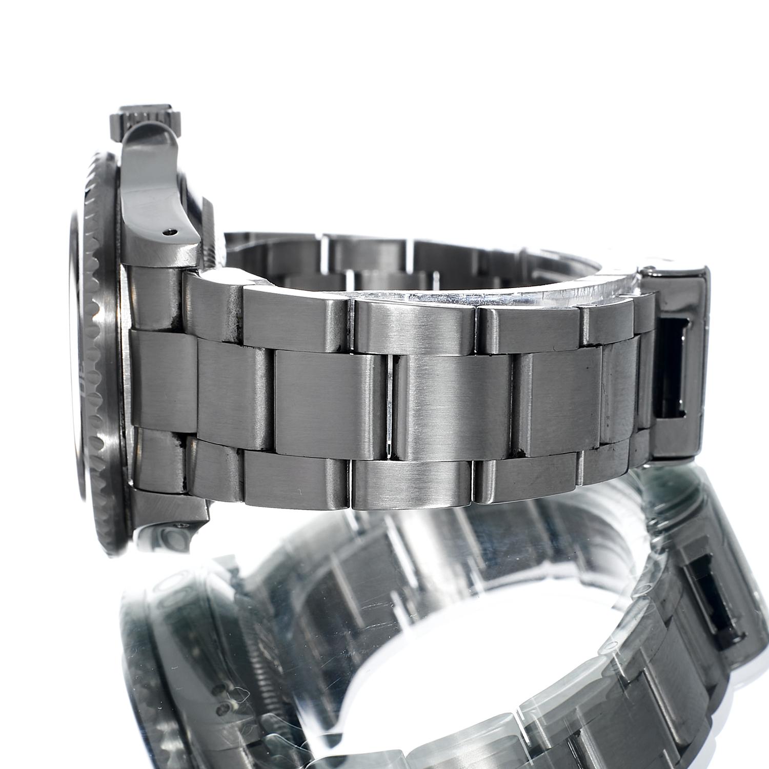 Rolex Sea-Dweller 16600 Thumbnail 2