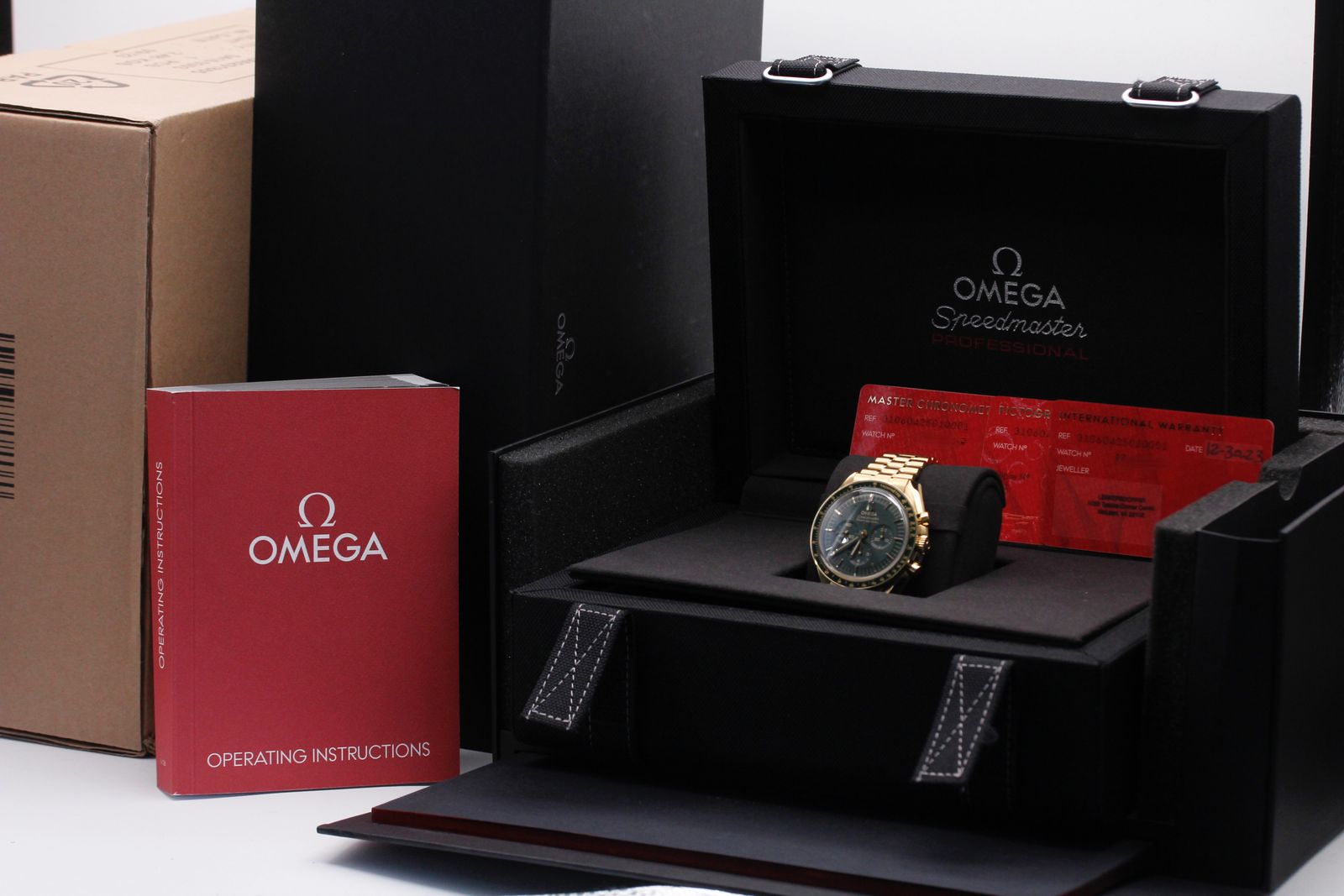 Omega Speedmaster Moonwatch Professional 310.60.42.50.10.001 Thumbnail 5