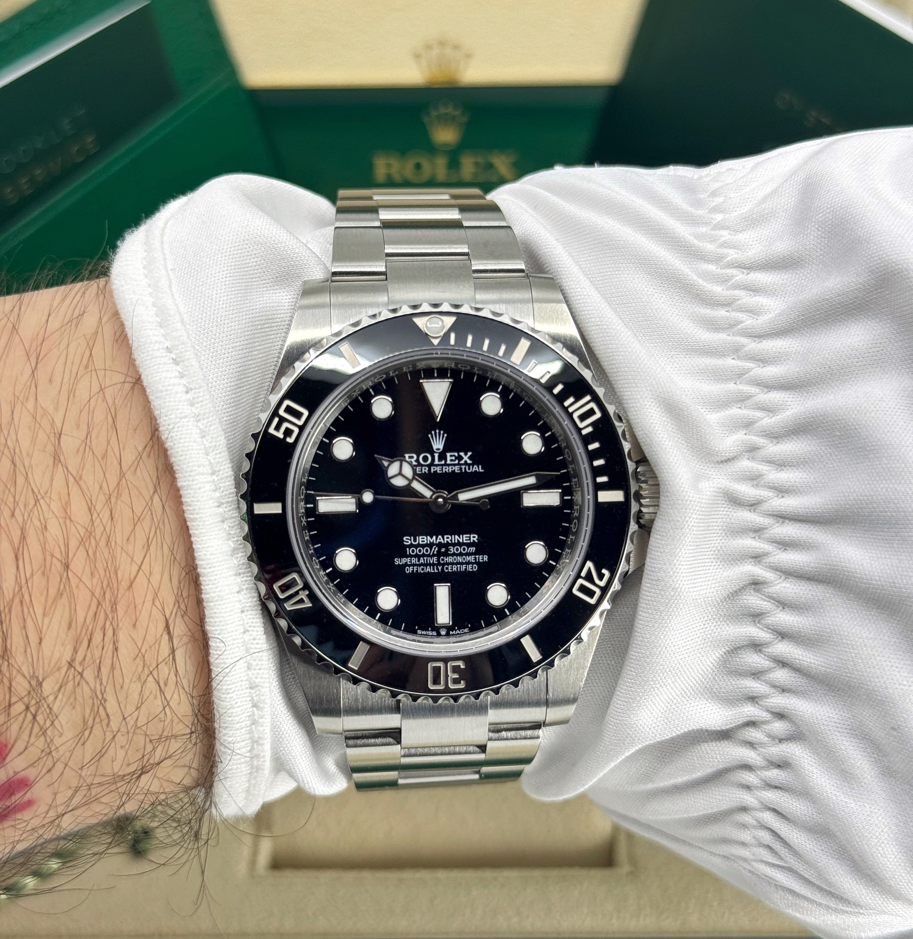 Rolex Submariner 124060 Thumbnail 5