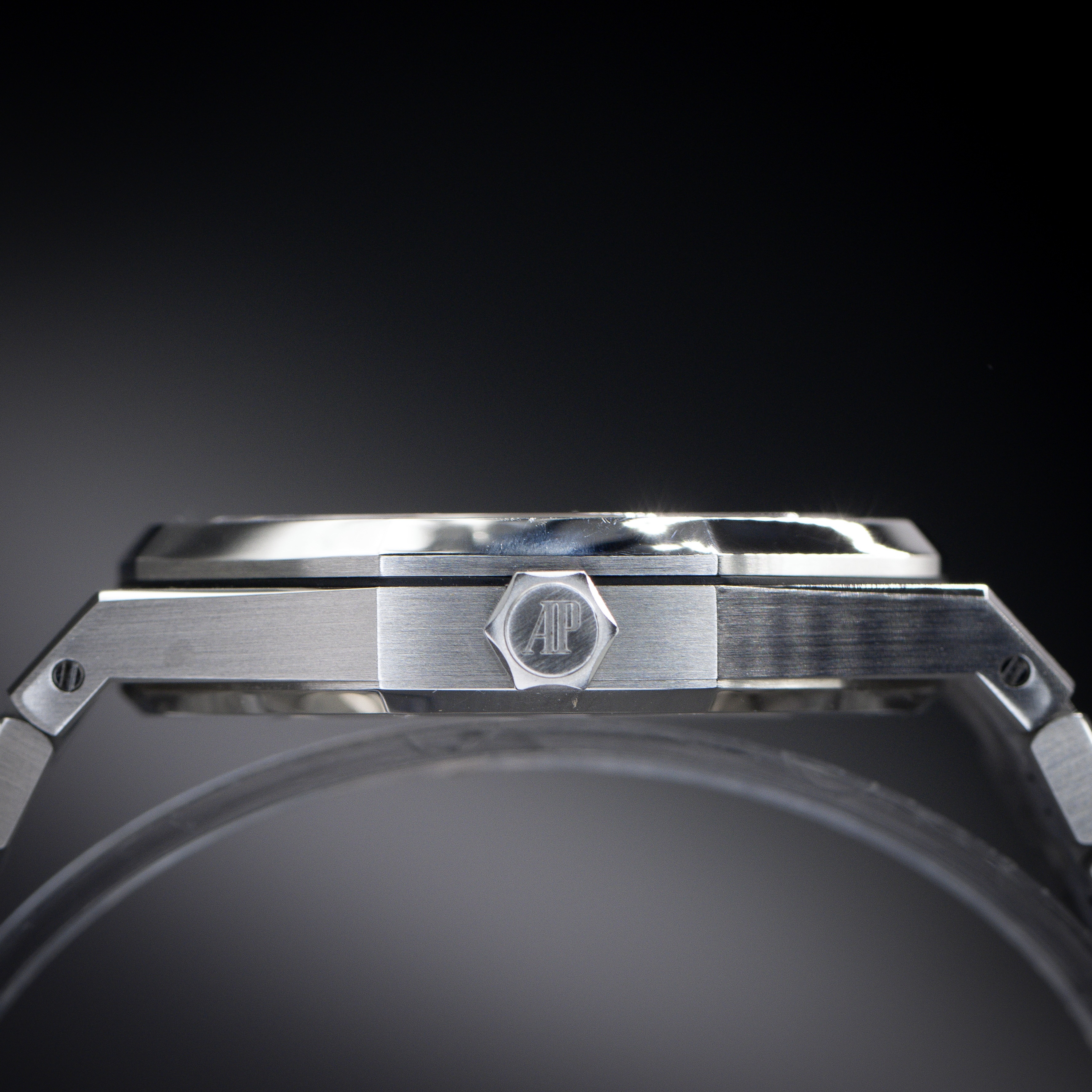 Audemars Piguet Royal Oak 15400ST.OO.1220ST.04 Thumbnail 2