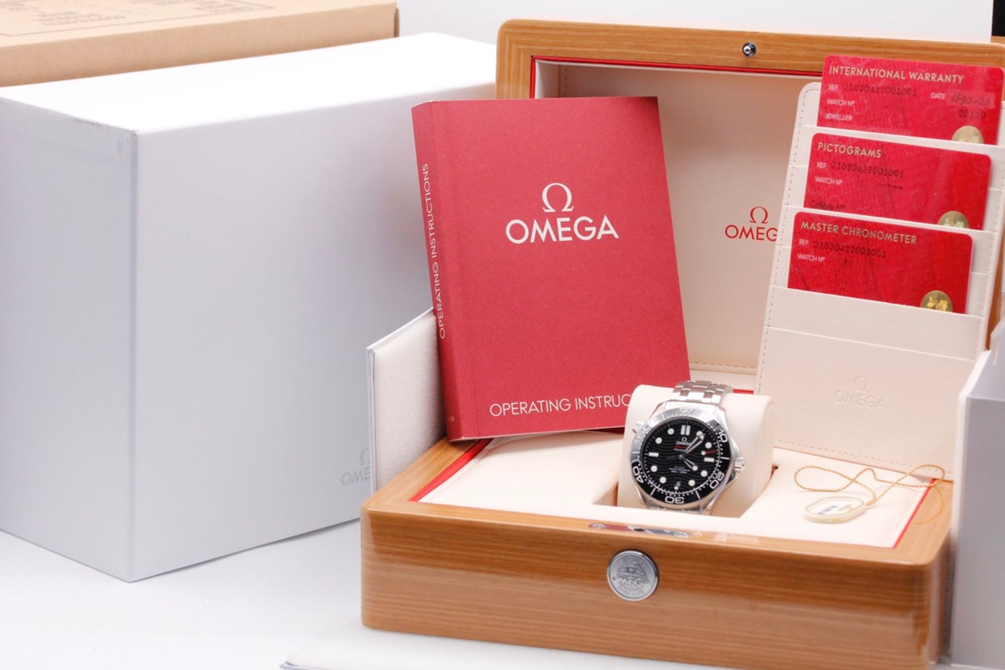 Omega Seamaster Diver 300m 210.30.42.20.01.001 Thumbnail 5