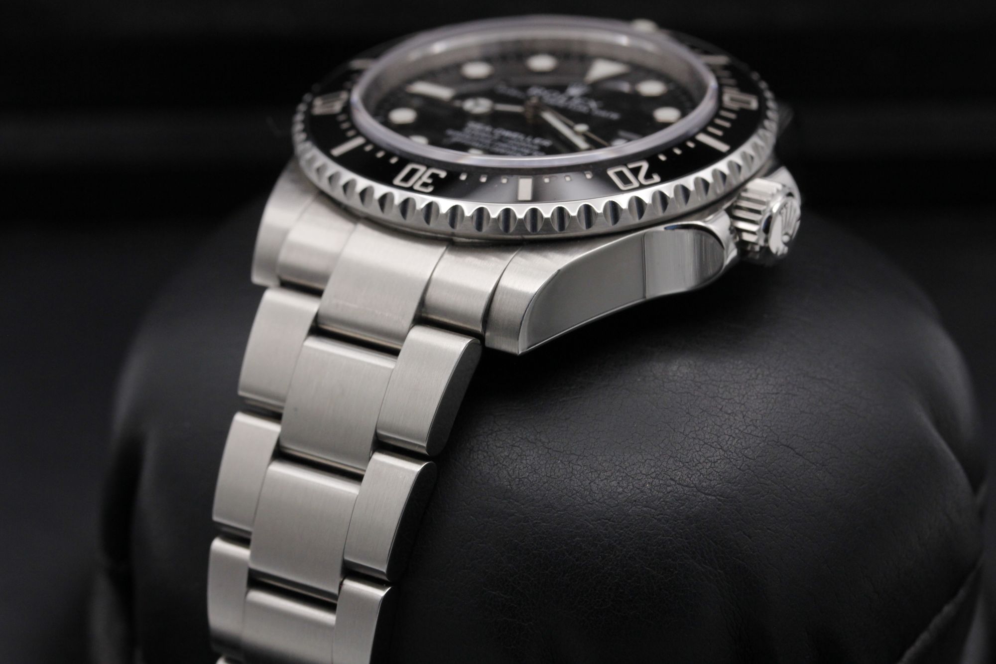 Rolex Sea-Dweller 4000 116600 Thumbnail 2