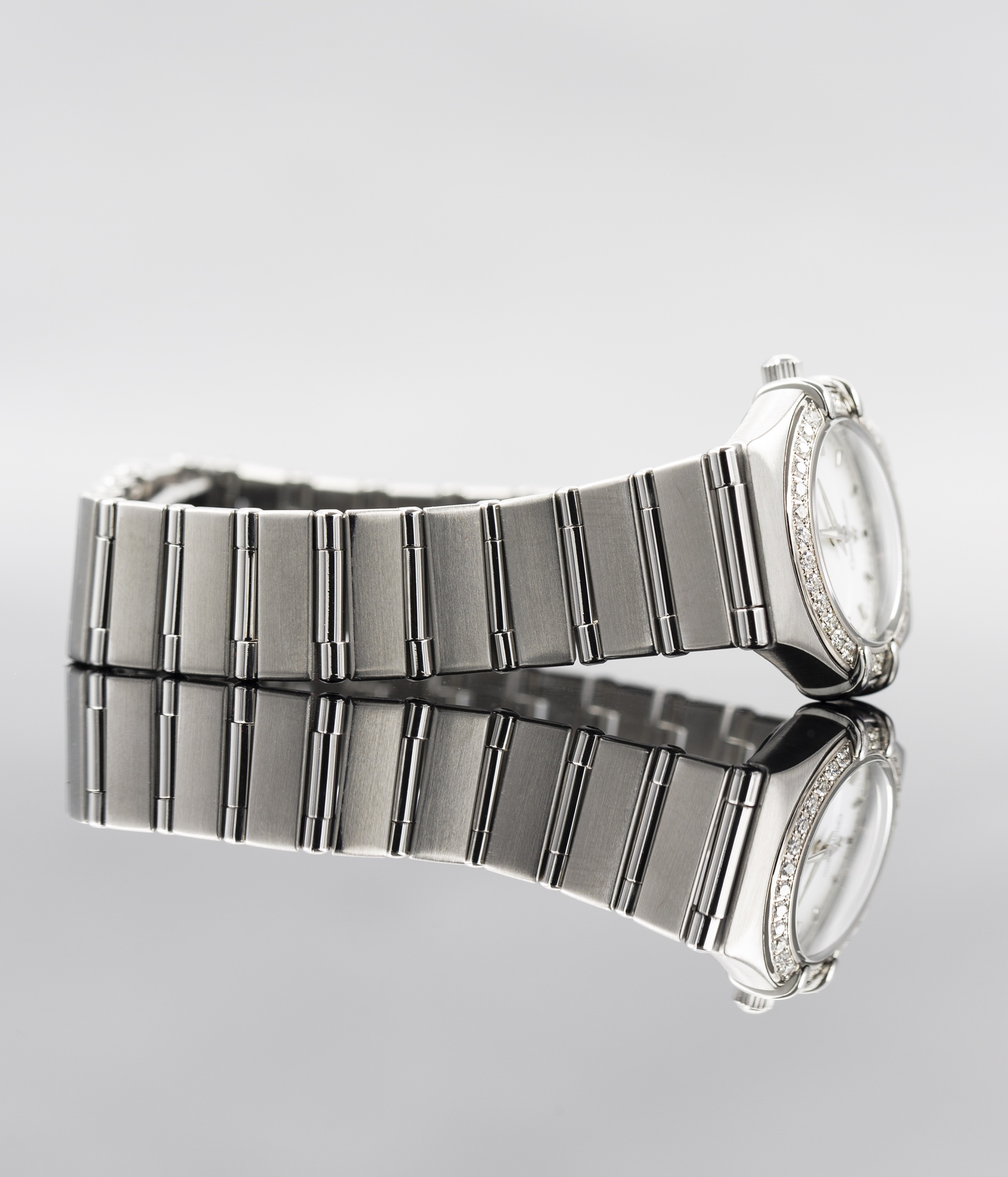 Omega Constellation Mini 1466.71.00 Thumbnail 2