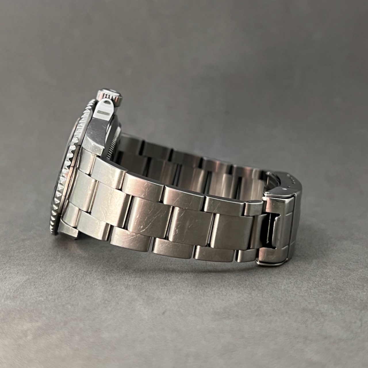 Rolex Submariner 16610 Thumbnail 3