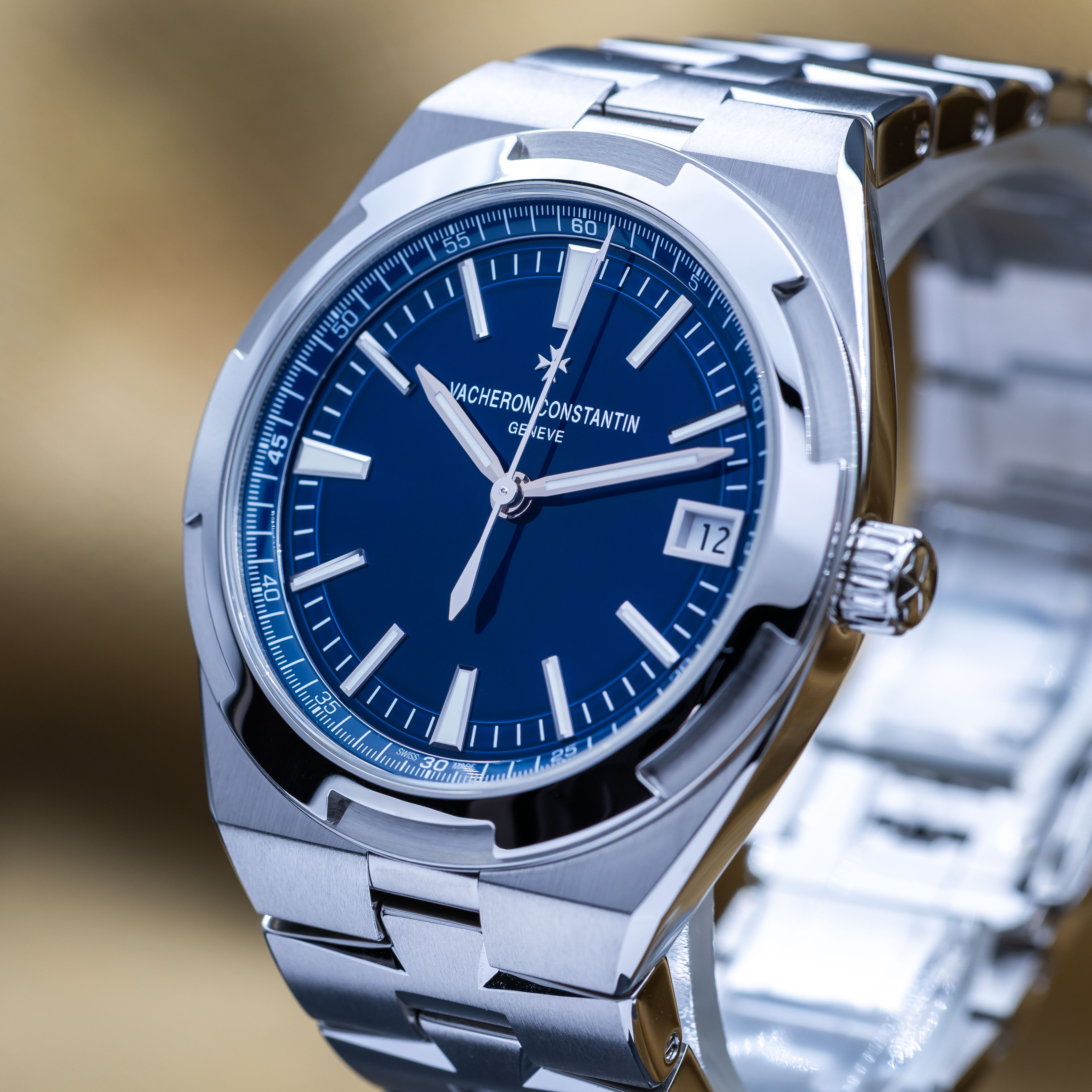 Vacheron Constantin Overseas 4500V/110A-B128 Thumbnail 2