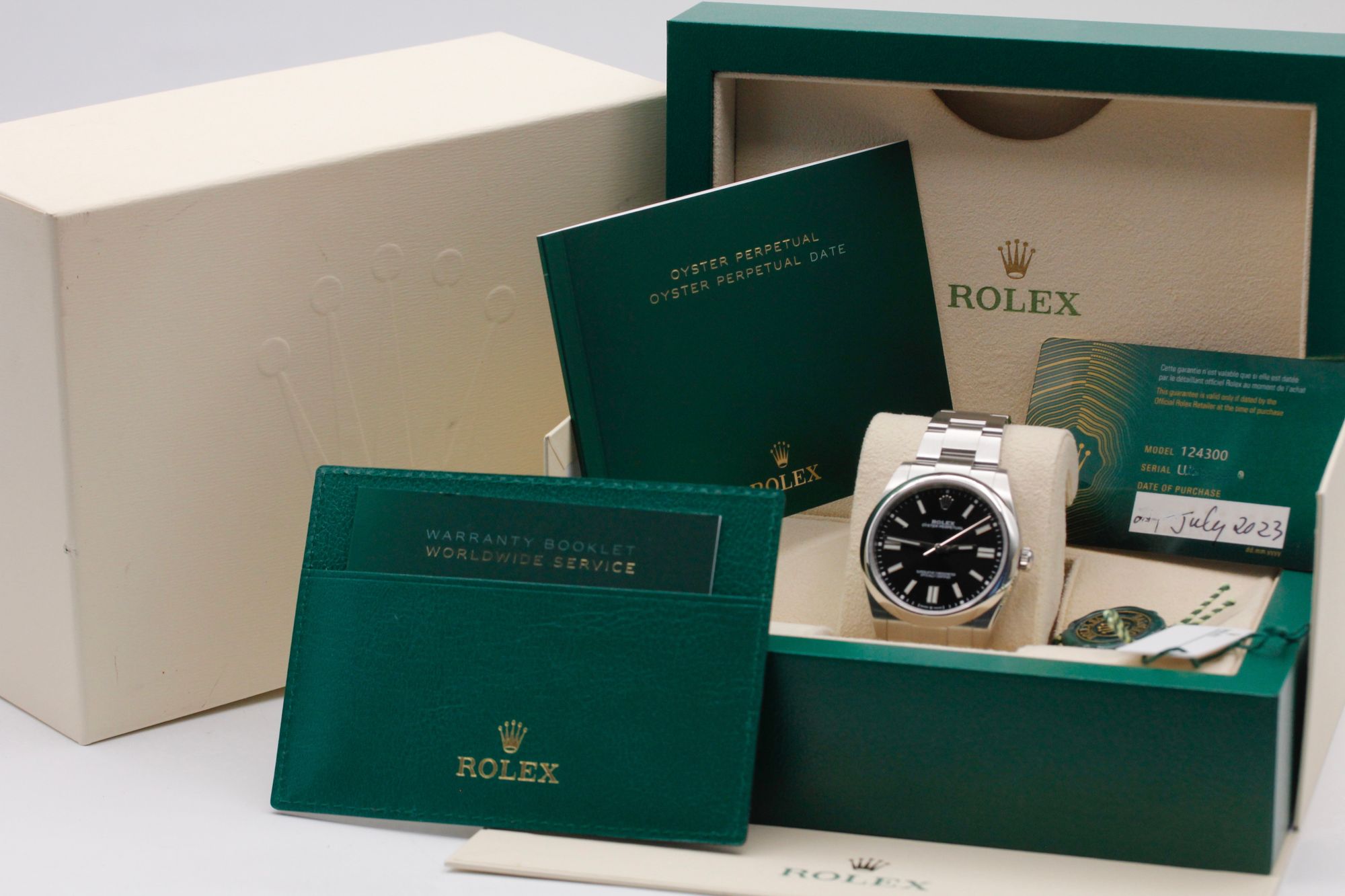 Rolex Oyster Perpetual 124300 Thumbnail 5