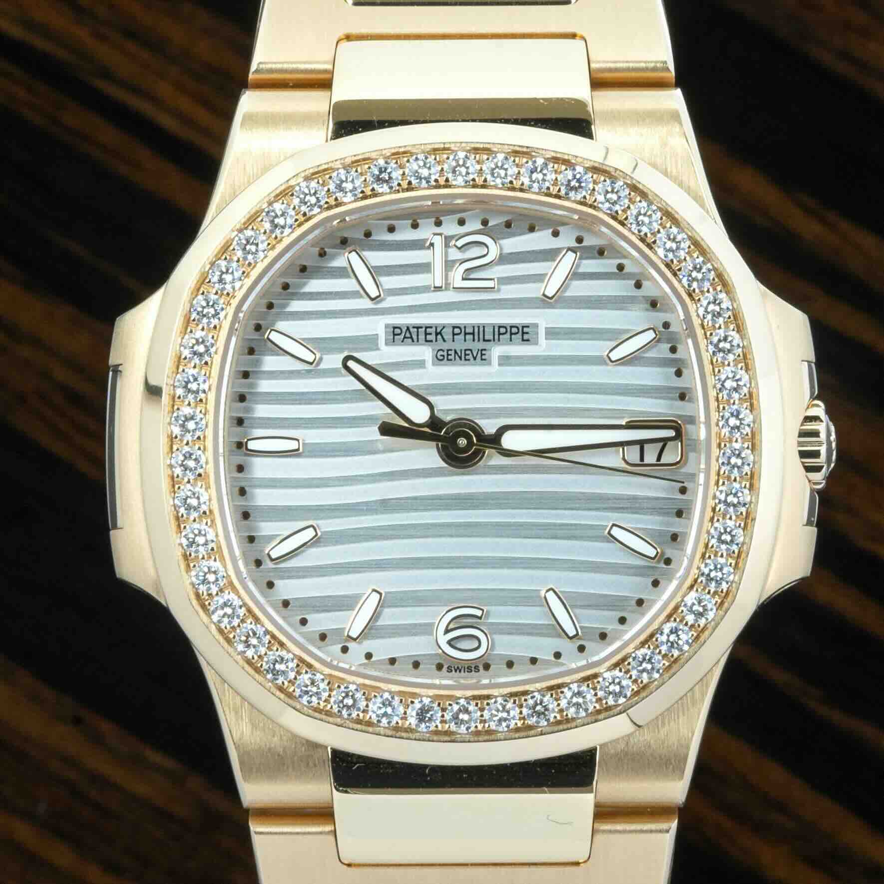 Patek Philippe Nautilus 7010/1R-011 Thumbnail 5