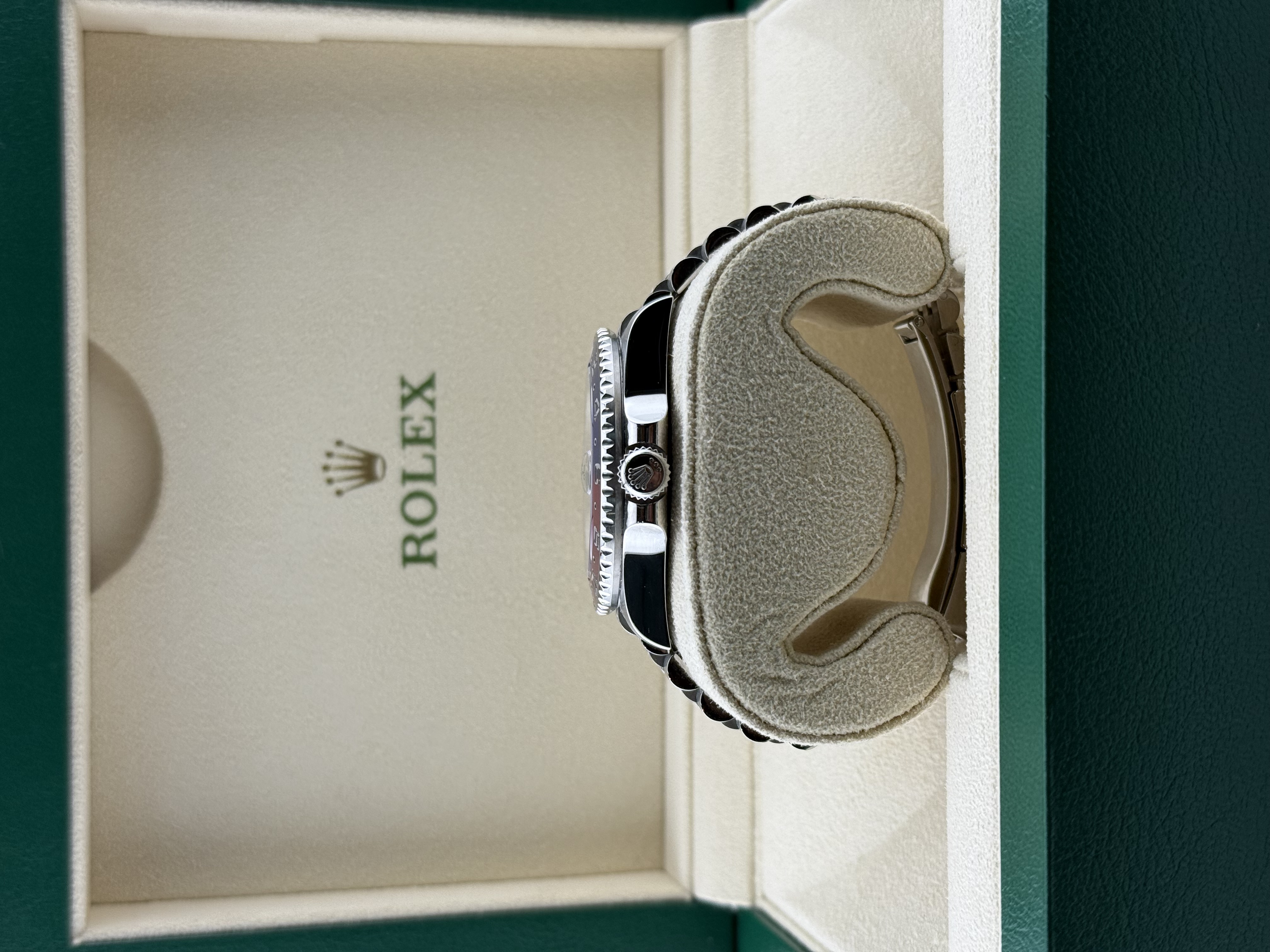 Rolex GMT Master II 126710 BLRO Thumbnail 4