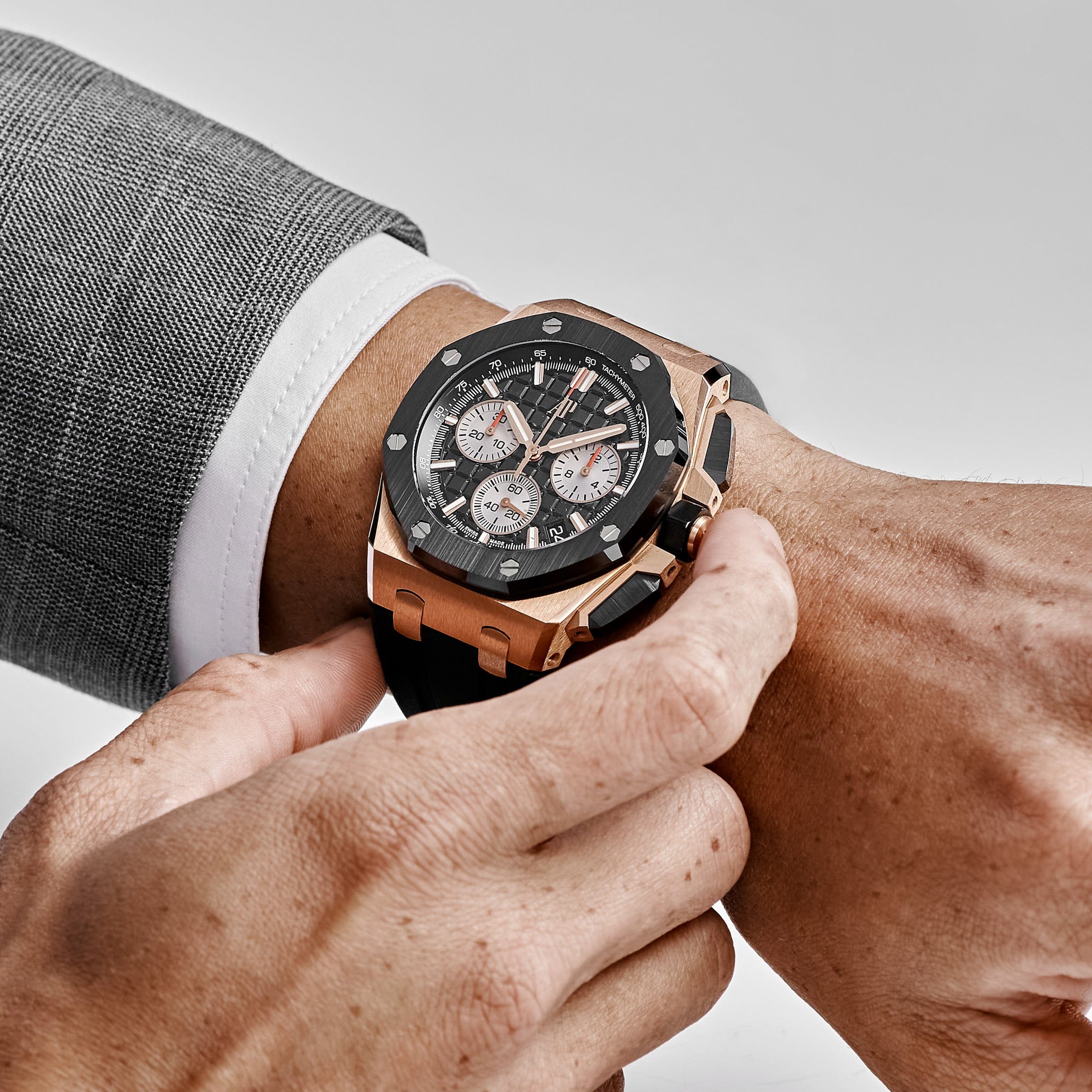 Audemars Piguet Royal Oak Offshore 26420RO.OO.A002CA.01 Thumbnail 2