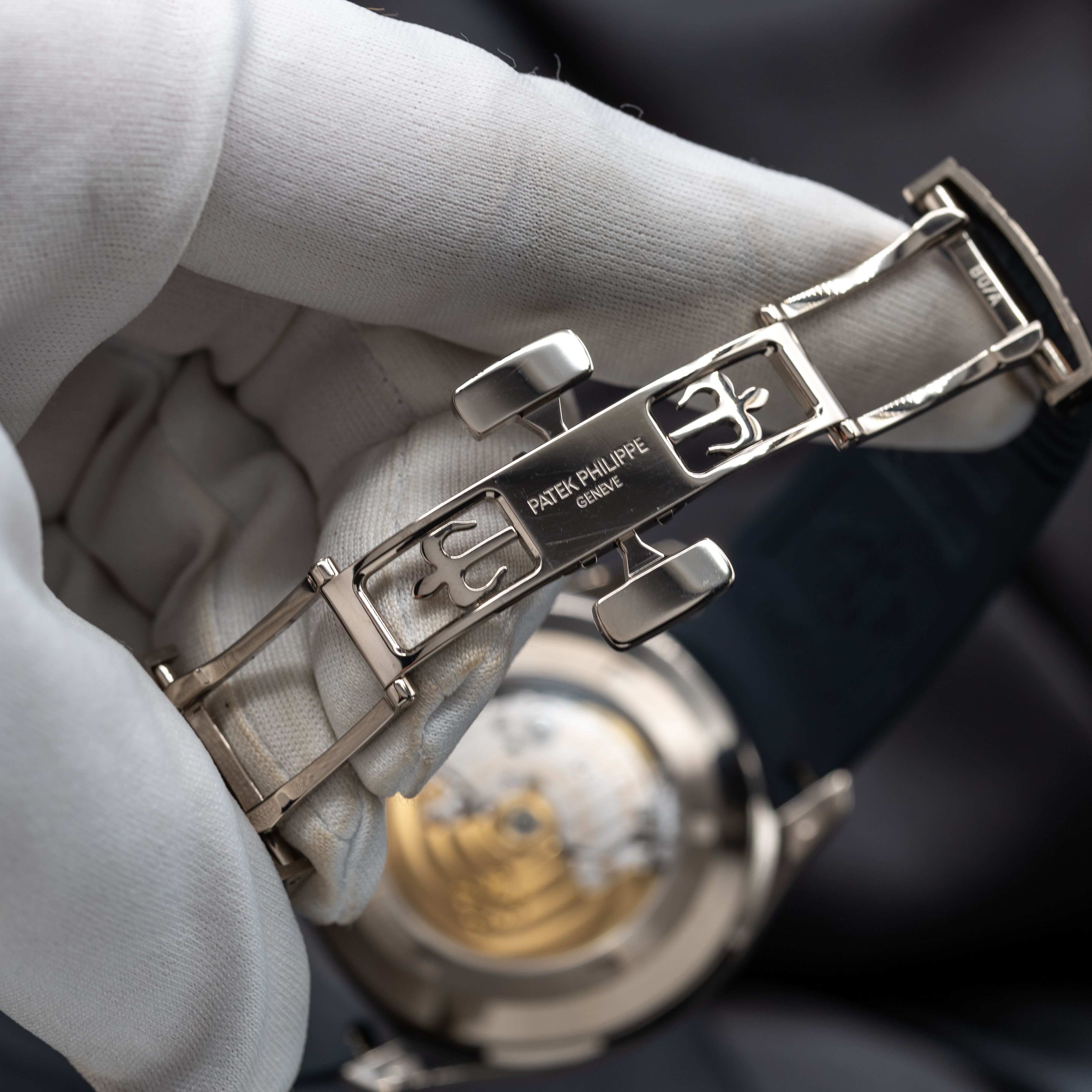 Patek Philippe Aquanaut 5168G-001 Thumbnail 3