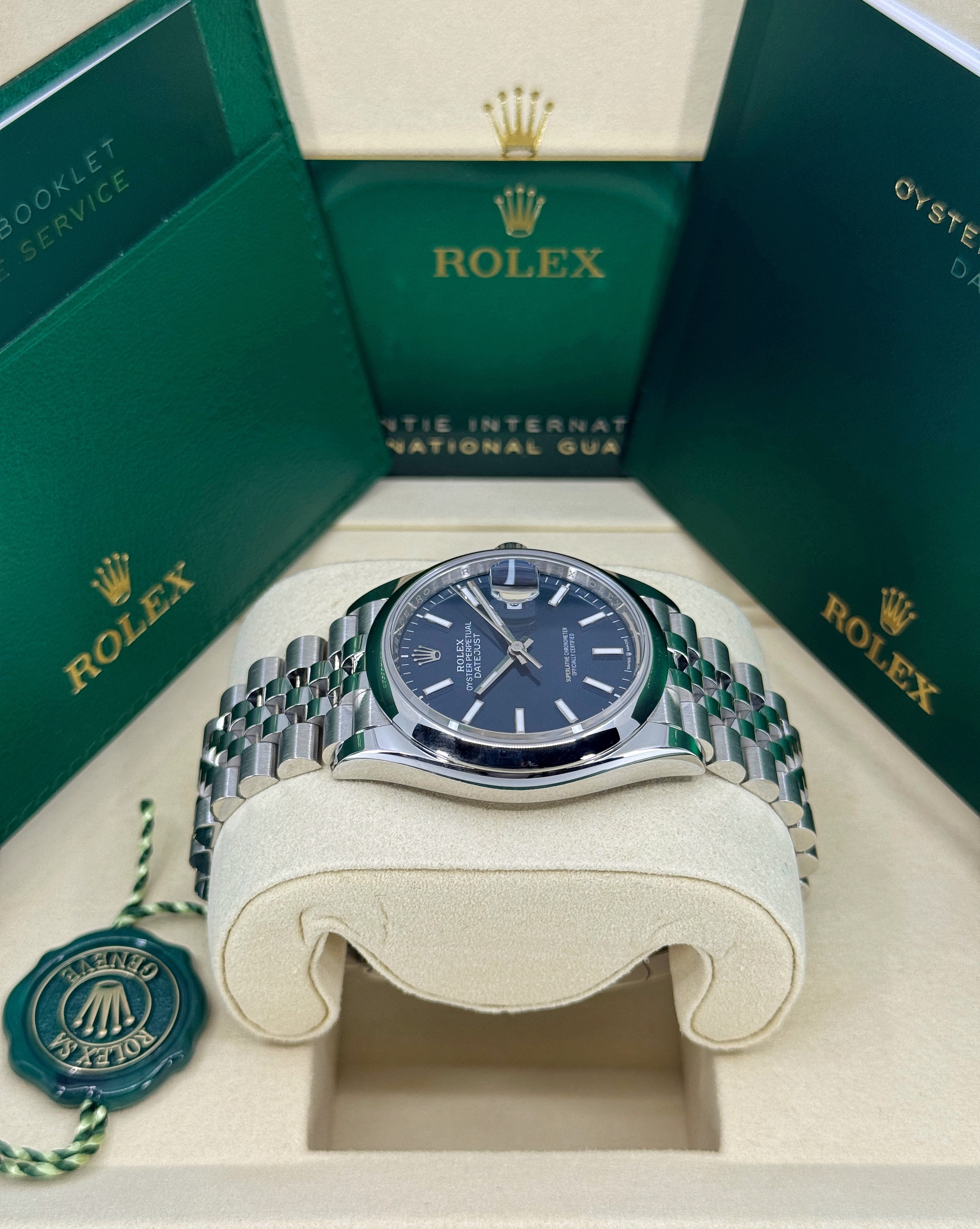 Rolex Datejust 126200 Thumbnail 2