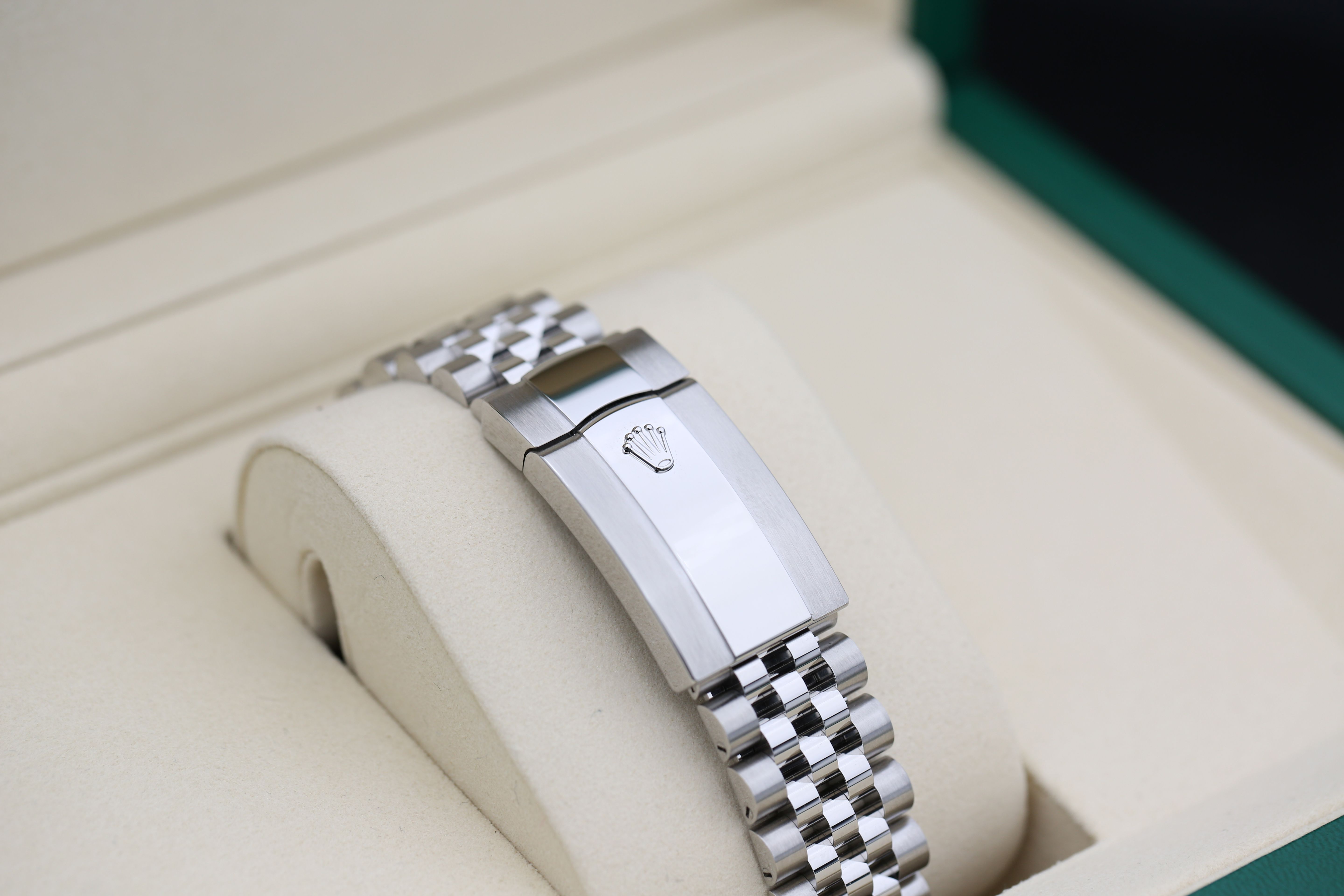 Rolex Sky-Dweller 336934 Thumbnail 3