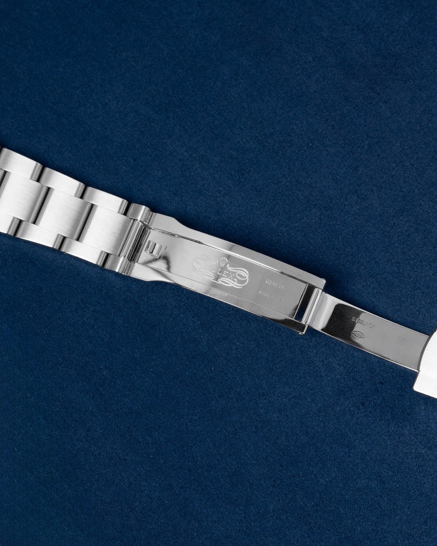 Rolex Oyster Perpetual 126000 Thumbnail 4