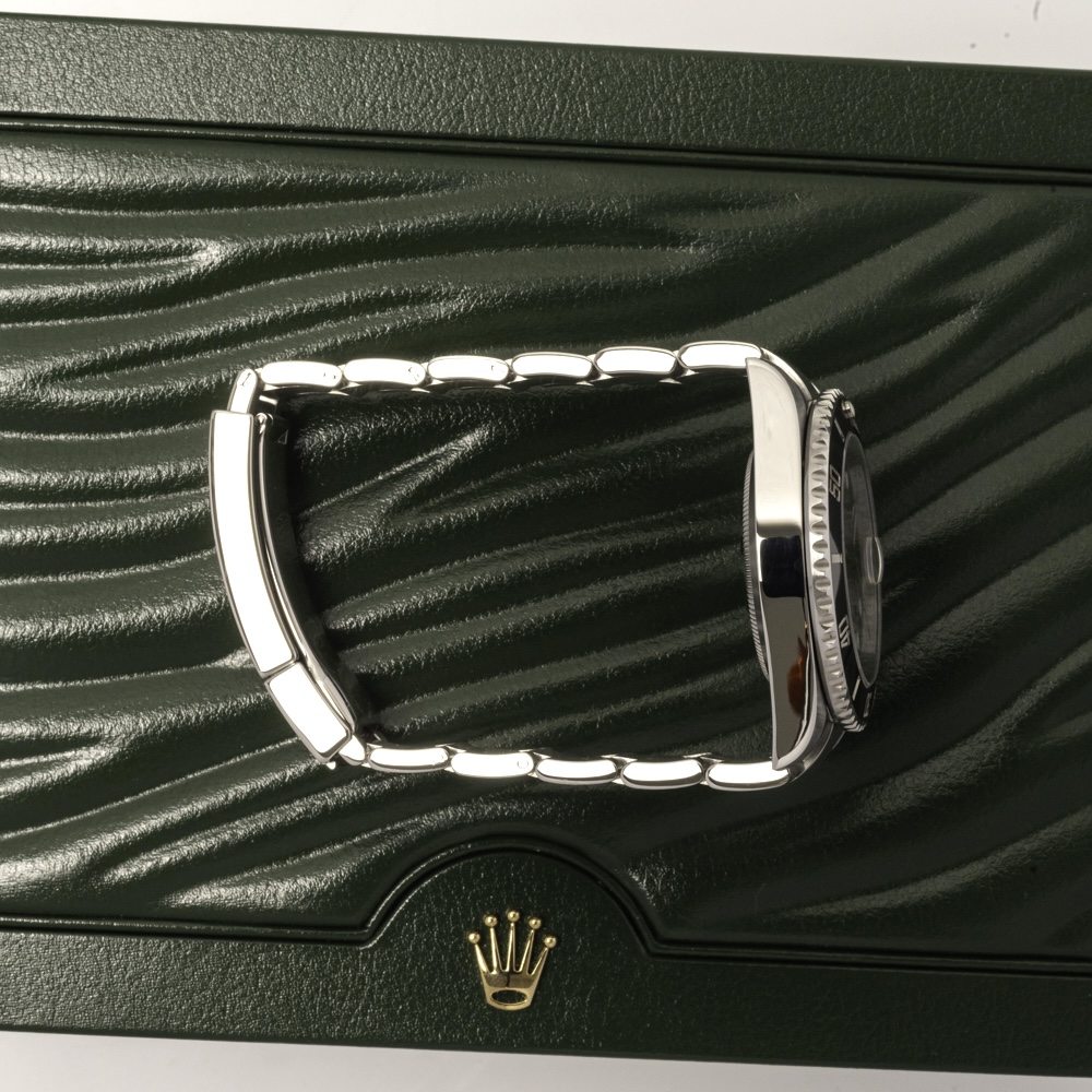 Rolex Submariner 116610 LN Thumbnail 4