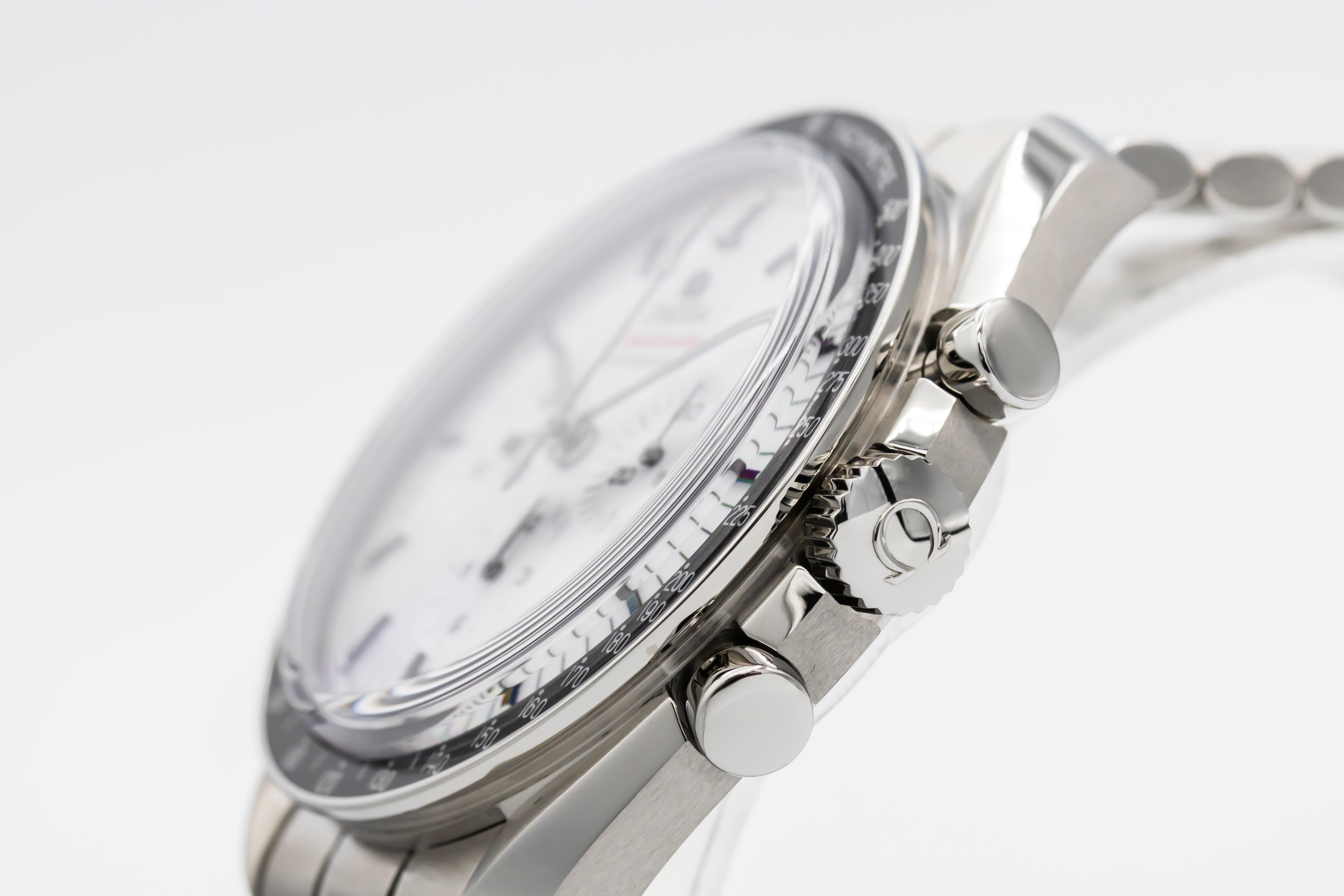 Omega Speedmaster Moonwatch Professional 310.30.42.50.04.001 Thumbnail 2