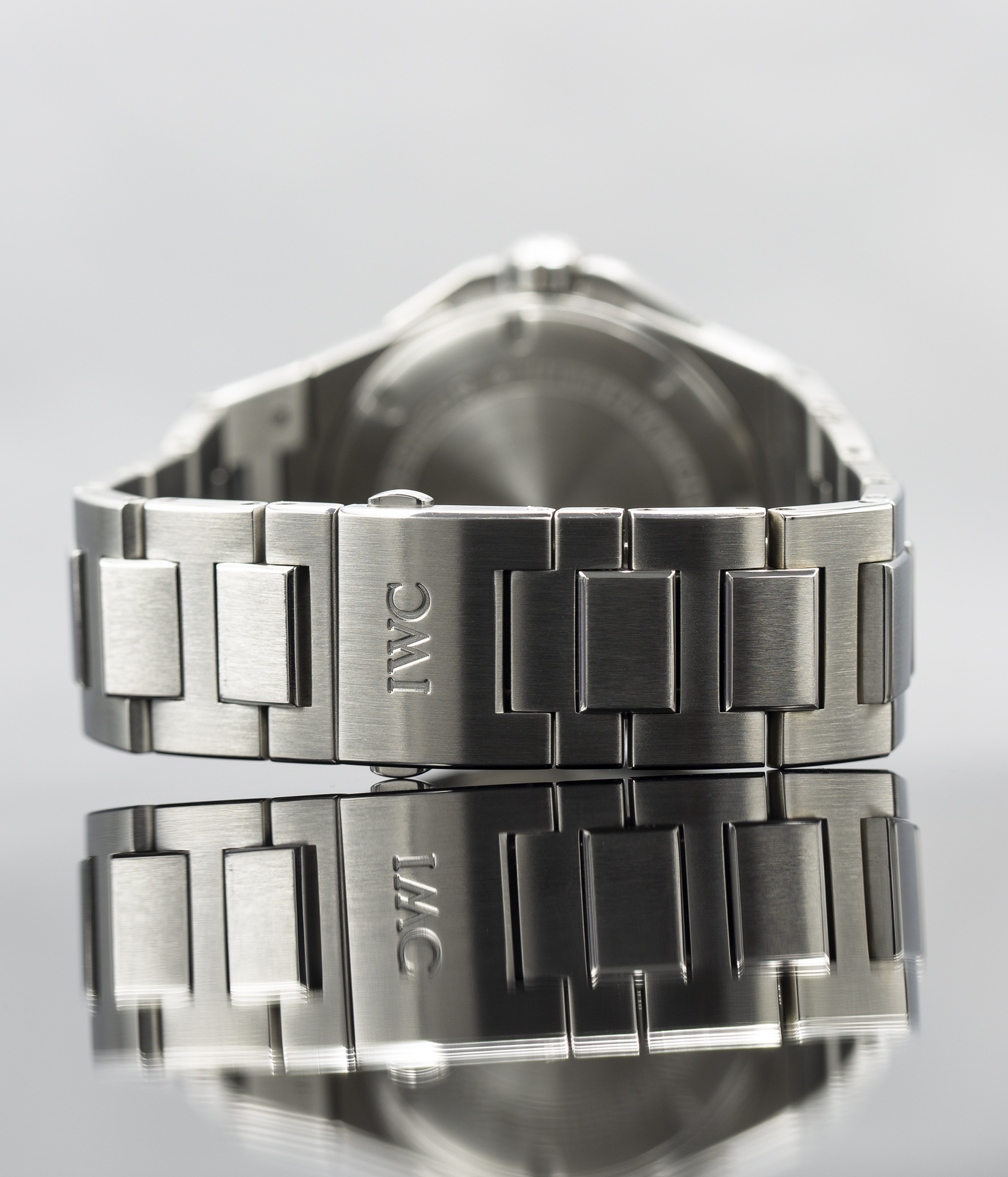 IWC Ingenieur IW323902 Thumbnail 3