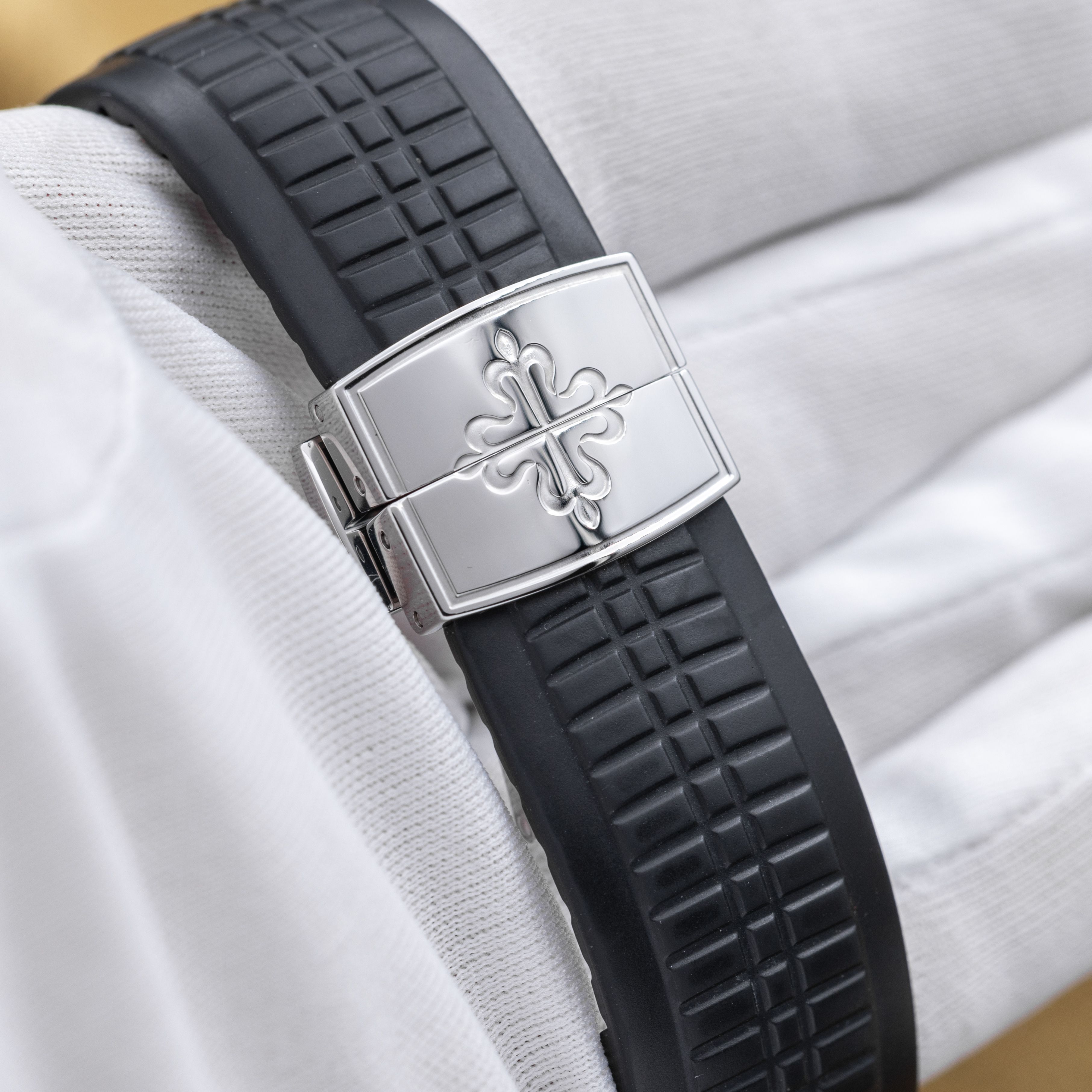 Patek Philippe Aquanaut 5167A-001 Thumbnail 3