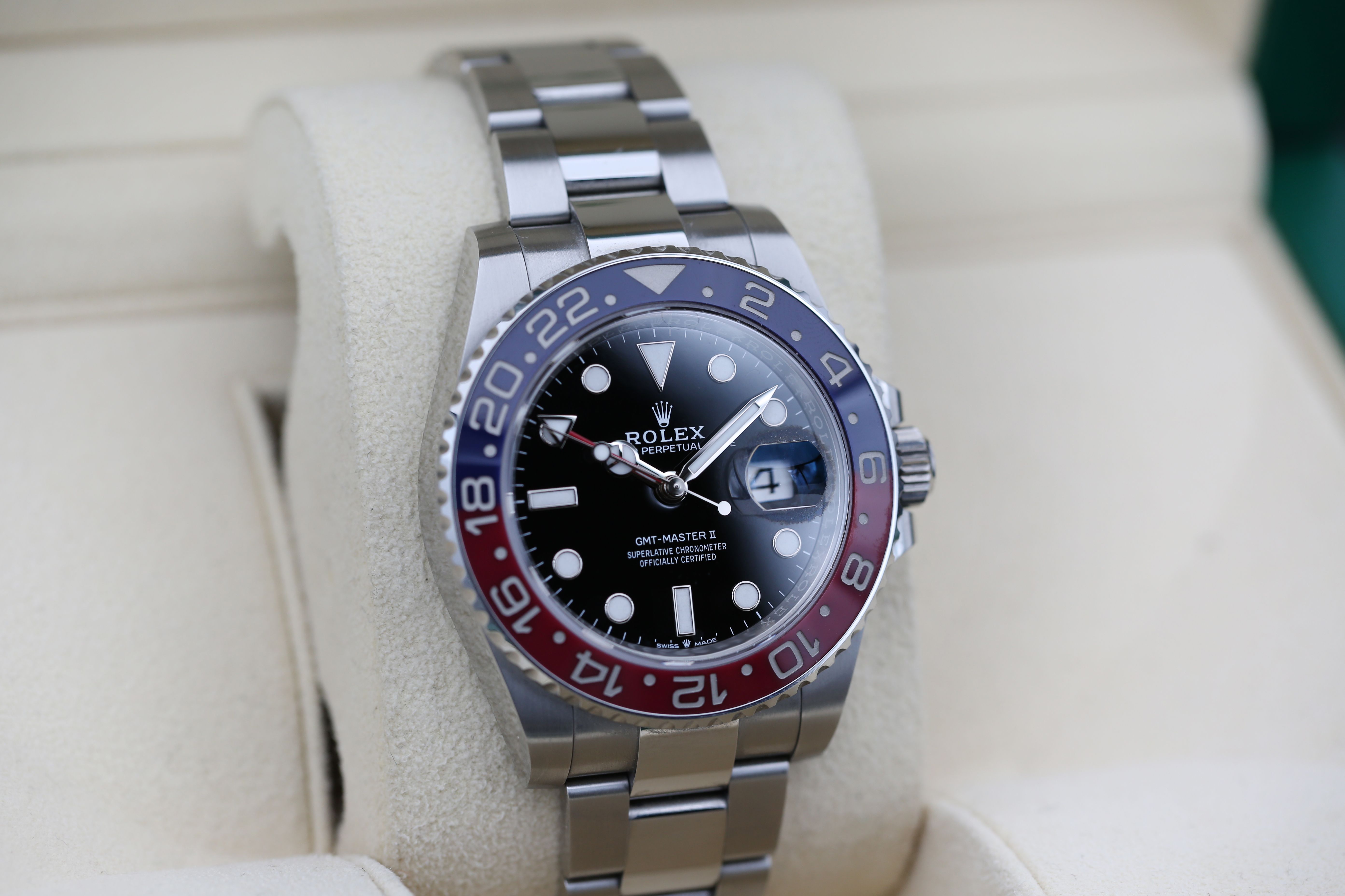 Rolex GMT Master II 126710 BLRO Thumbnail 2