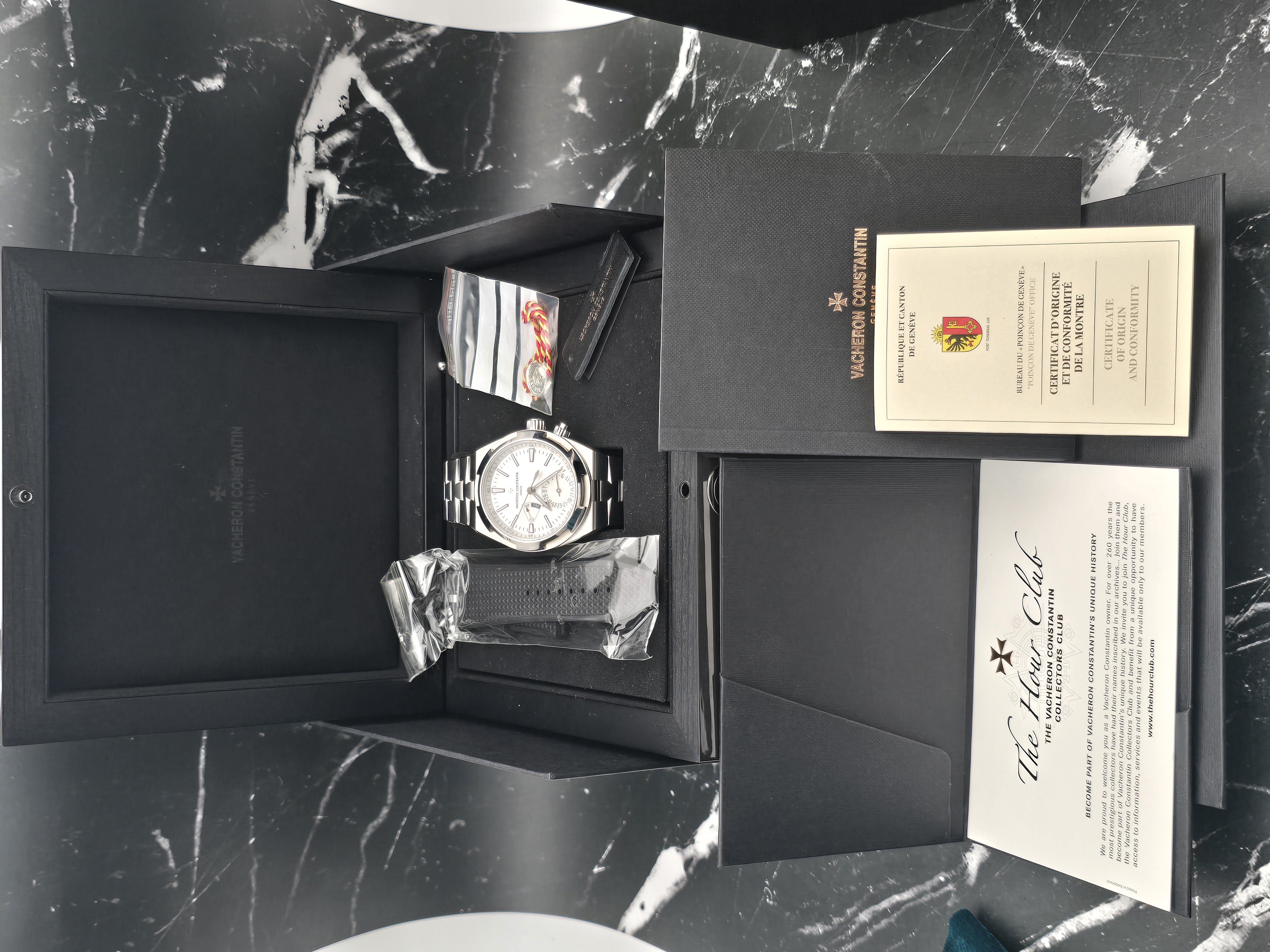 Vacheron Constantin Overseas 7900V/110A-B333 Thumbnail 5