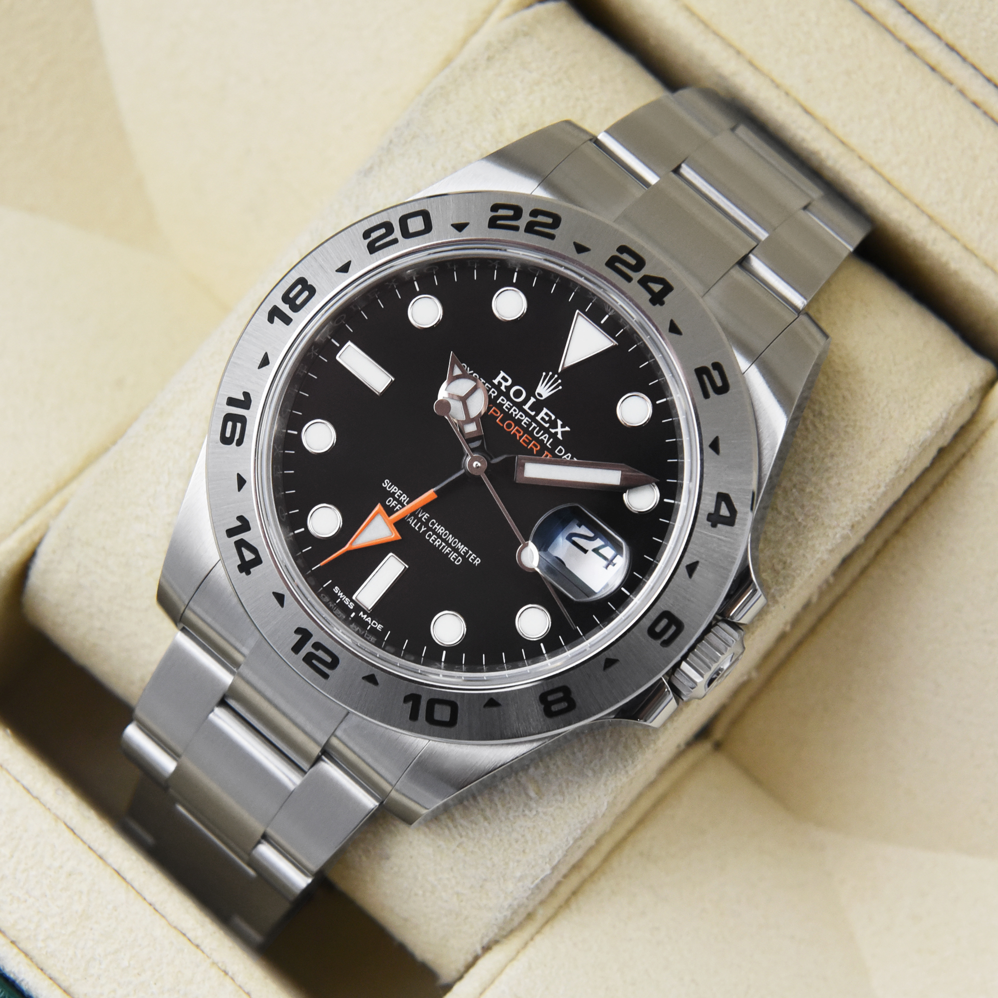 Rolex Explorer II 216570 Thumbnail 4