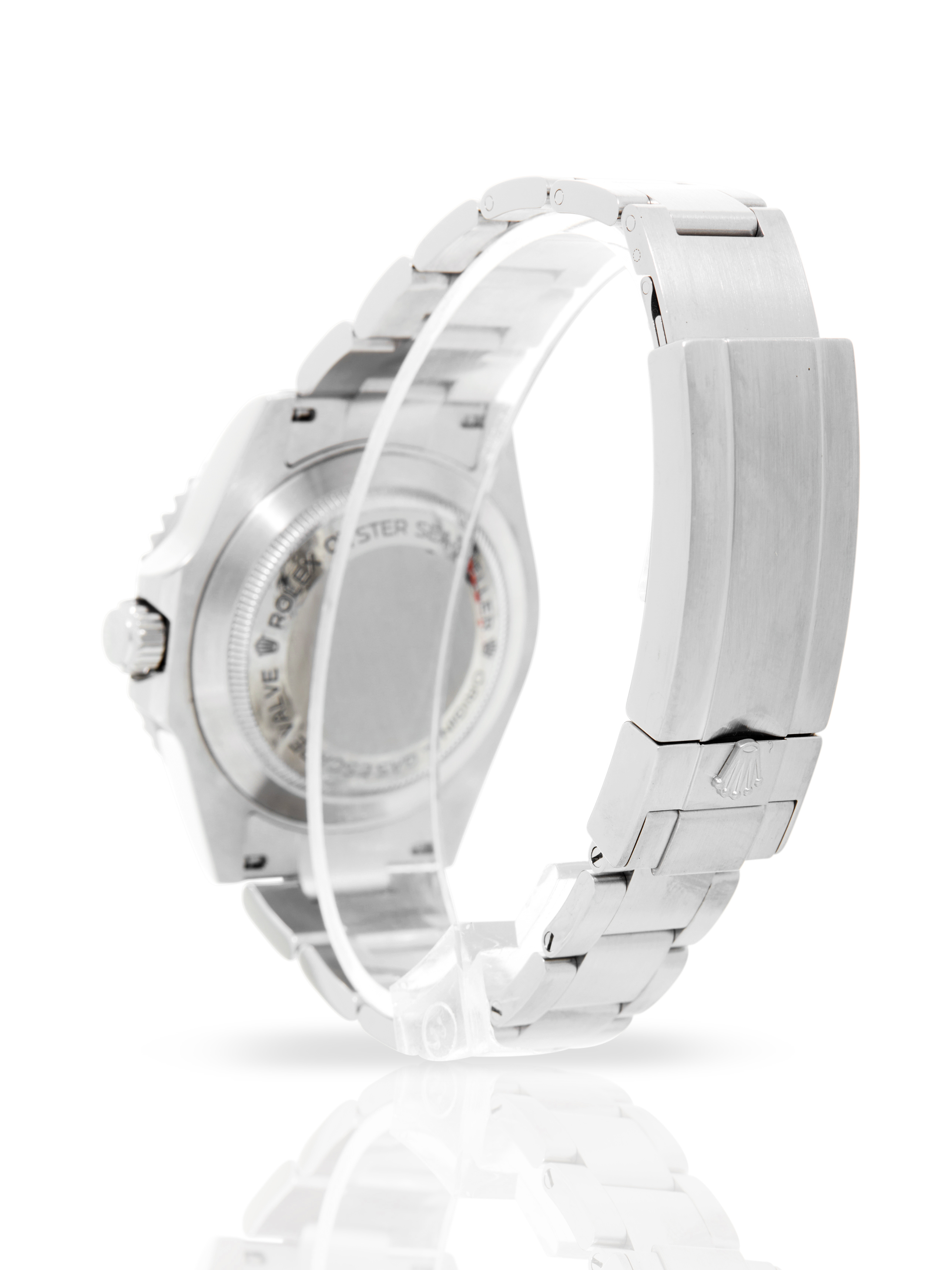 Rolex Sea-Dweller 4000 116600 Thumbnail 3