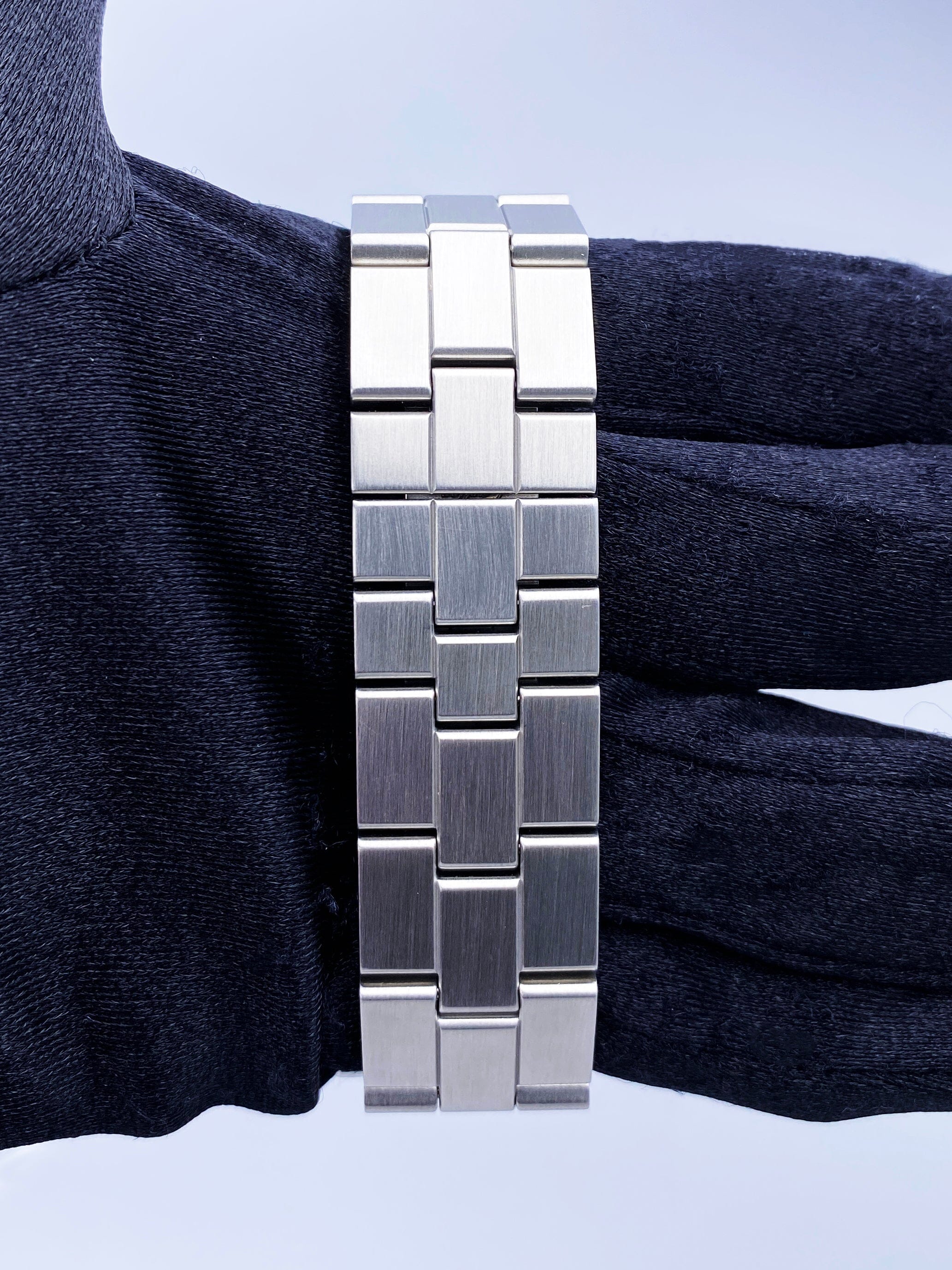 Cartier Roadster W6206019 Thumbnail 5