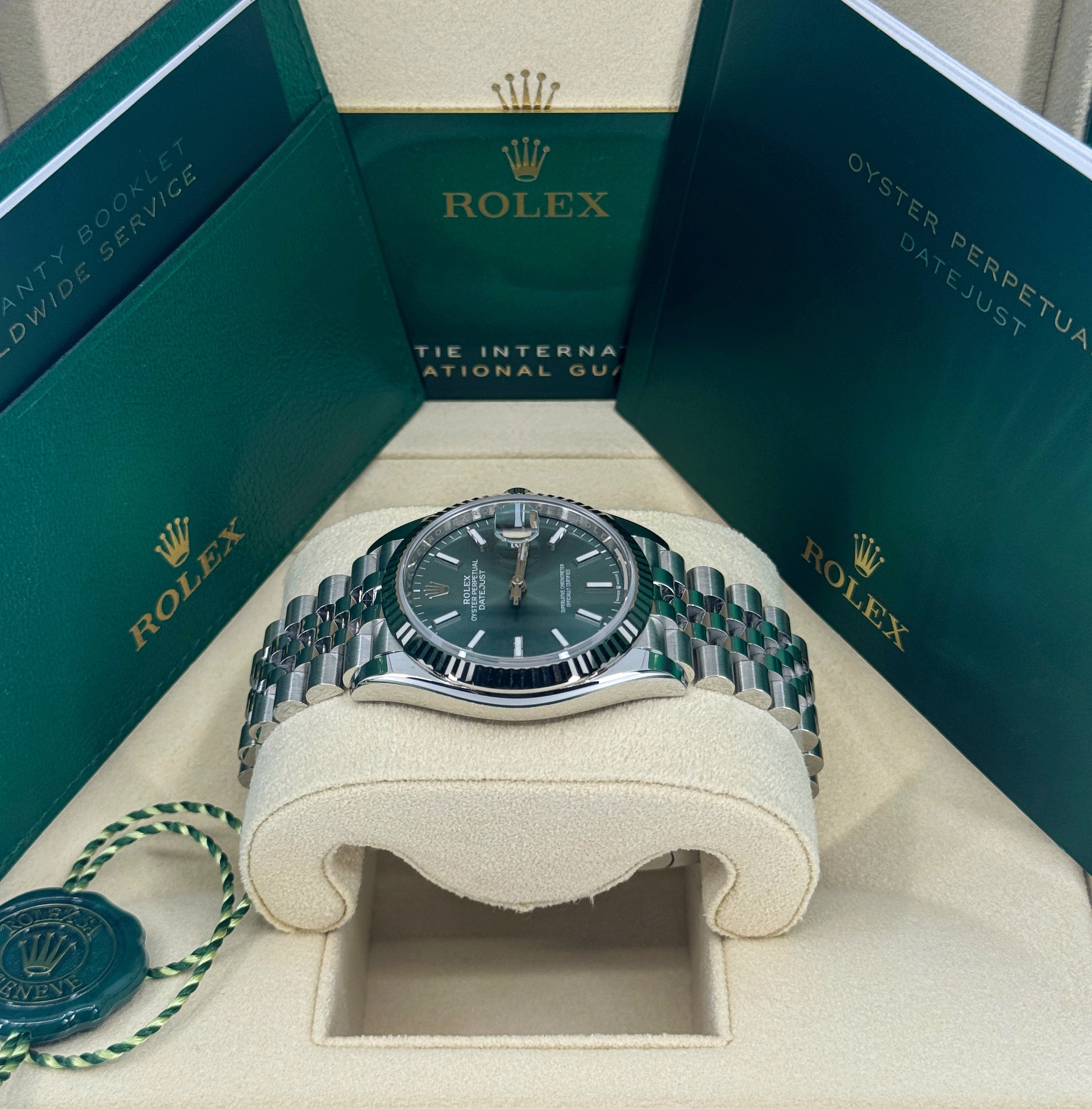 Rolex Datejust 126234 Thumbnail 2